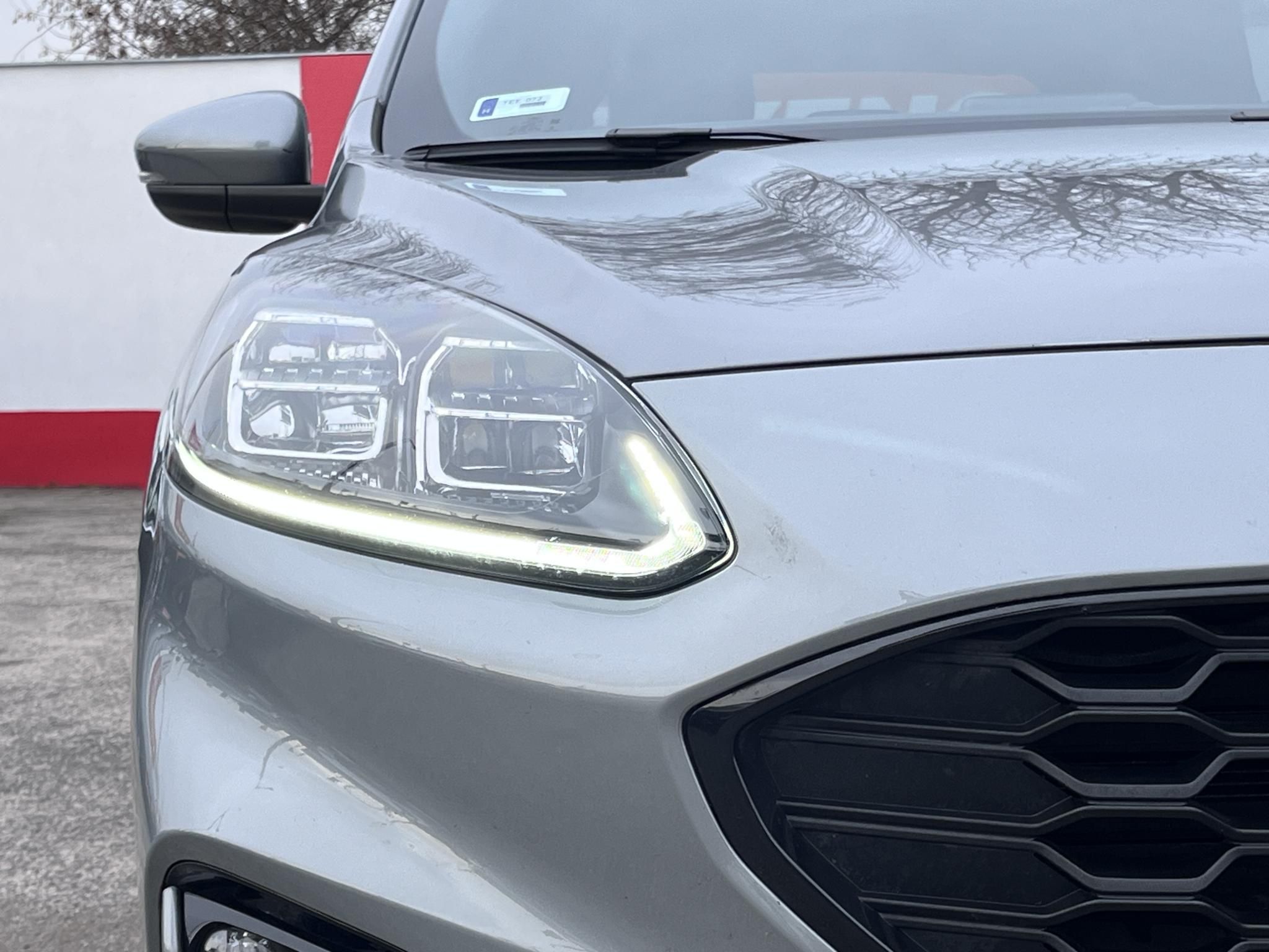 FORD KUGA 2.5 FHEV ST-Line X Graphite Tech Edition CVT M.o.-i. 1.tul. Bang & Olufsen Hifi