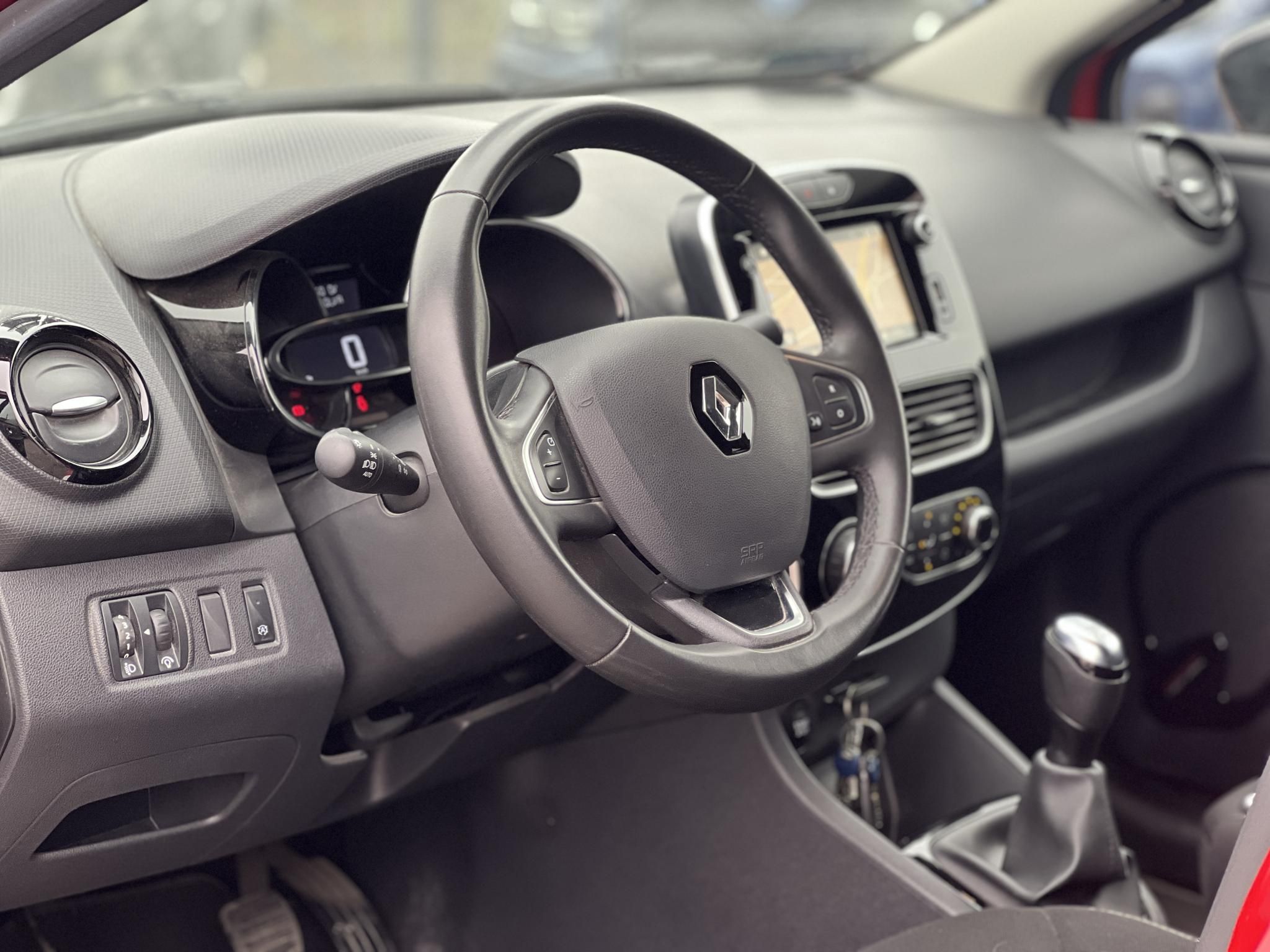 RENAULT CLIO Grandtour 0.9 TCe Generation Limited