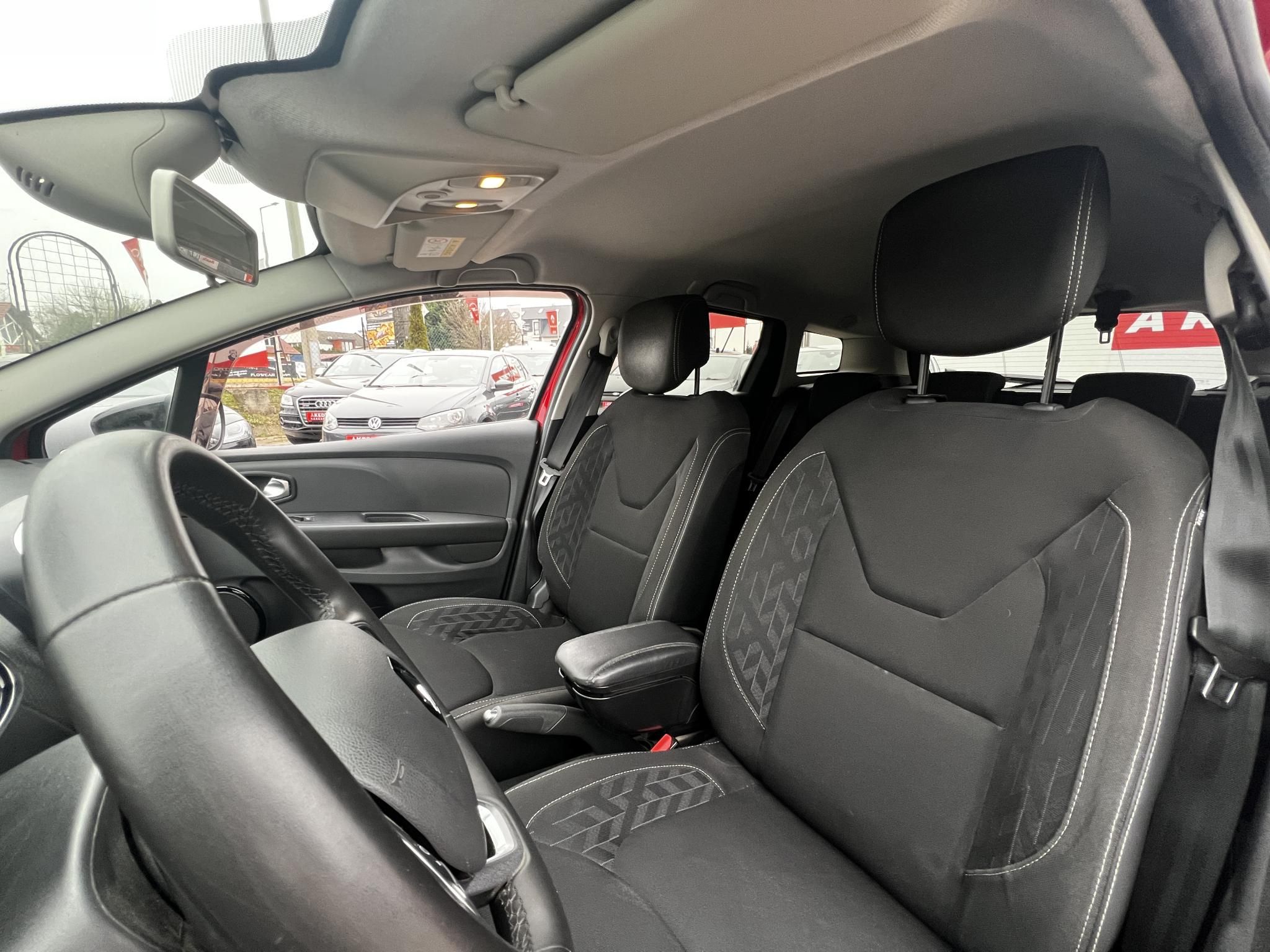 RENAULT CLIO Grandtour 0.9 TCe Generation Limited