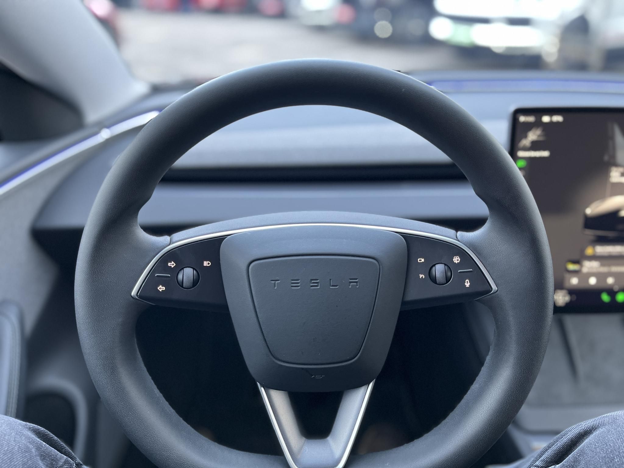 TESLA MODEL 3 RWD (Automata) HIGHLAND 27e km. AMD Ryzen. Gyári garancia 2032-ig. 500km hatótáv!