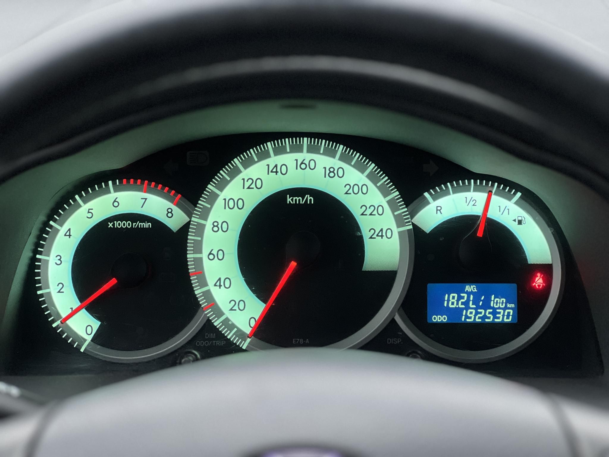 TOYOTA COROLLA VERSO 1.8 Linea Sol 7 személyes frissen szervizelt. tempomat. digit klíma. vonóhorog