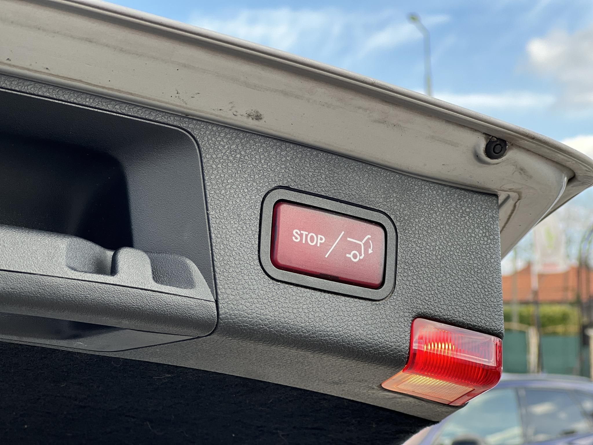 MERCEDES-BENZ C 250 T BlueEFFICIENCY Avantgarde (Automata) FACELIFT. Teljes szerviztörténet. vezérlés cserélve!