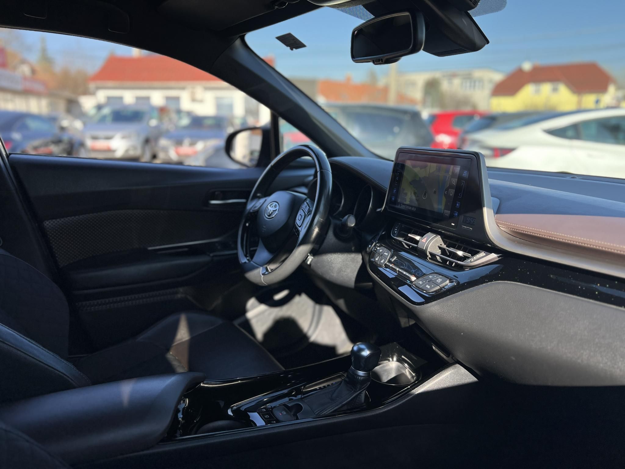 TOYOTA C-HR 1.8 Hybrid Executive e-CVT Kitűnő állapot. magas felszereltség!