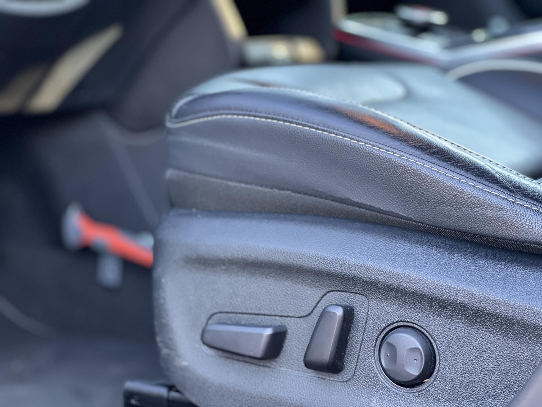 KIA NIRO e-Niro 64kWh Platinum 400+km hatótáv. Bőr. ülésszellőztetés. CARPLAY. stb