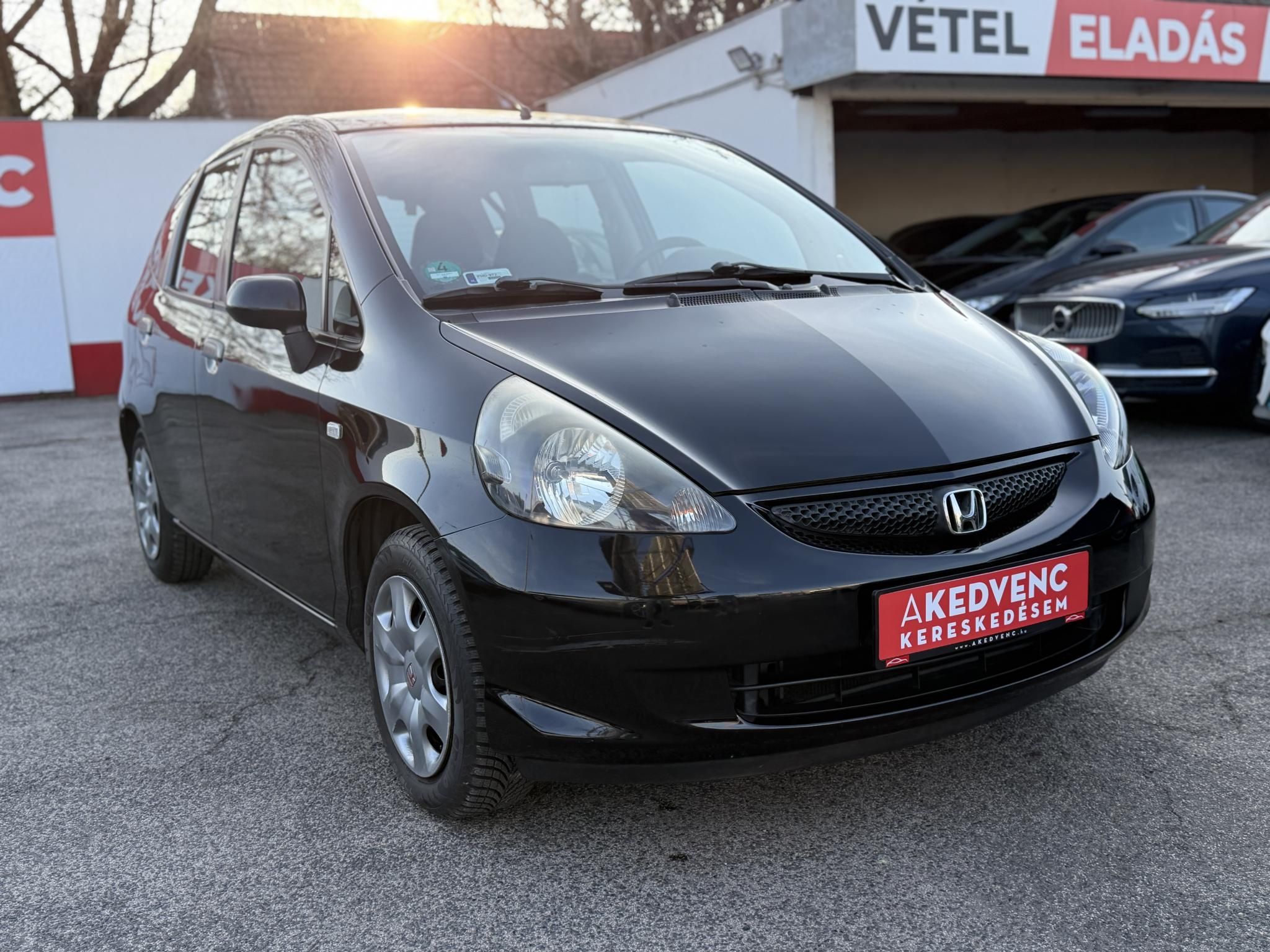 HONDA JAZZ 1.2 S Cool Nincs extra. Nincs csicsa. Csak egy megbízható autó!