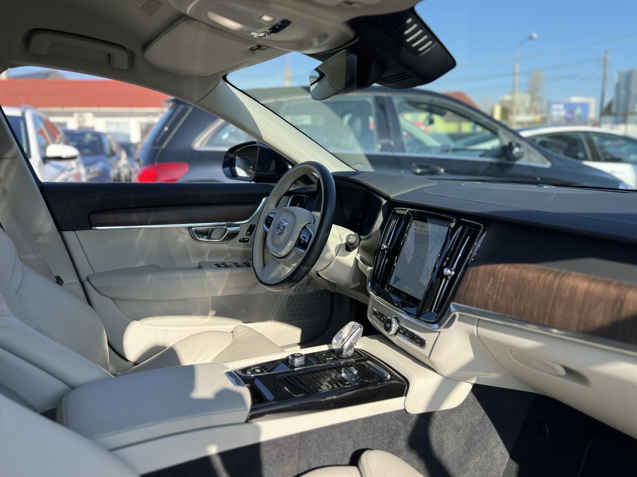 VOLVO V90 2.0 [T6] Recharge Inscription AWD Geartronic Vajbőr belső. összkerékhajtás. frissen szervizelt!