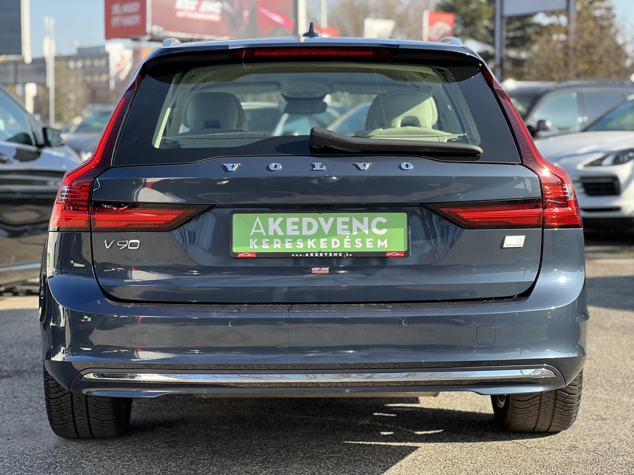 VOLVO V90 2.0 [T6] Recharge Inscription AWD Geartronic Vajbőr belső. összkerékhajtás. frissen szervizelt!