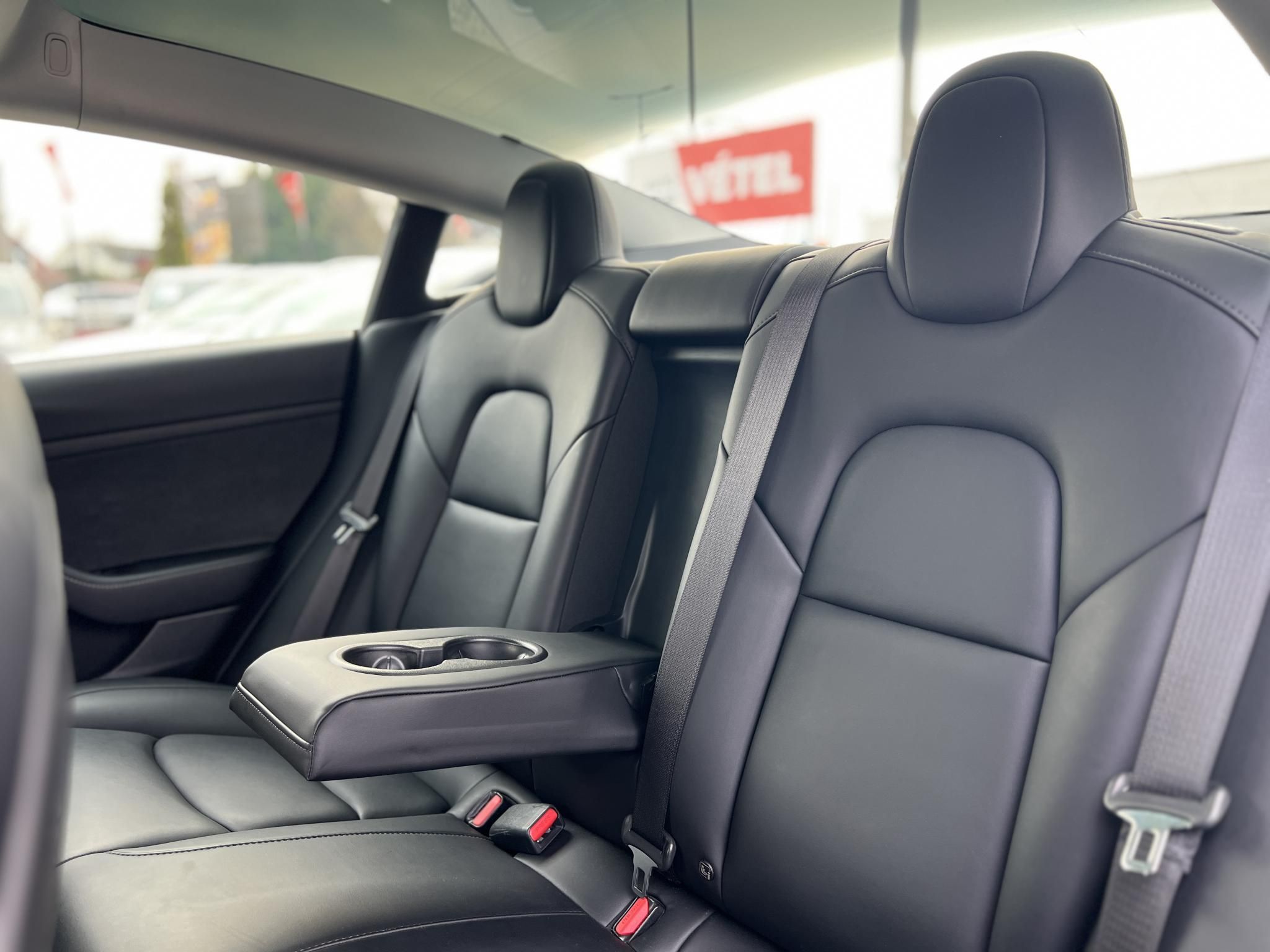 TESLA MODEL 3 Long Range AWD (Automata) mátrix LED. garanciális. hőszivattyú. premium hifi. 500km-es hatótáv!