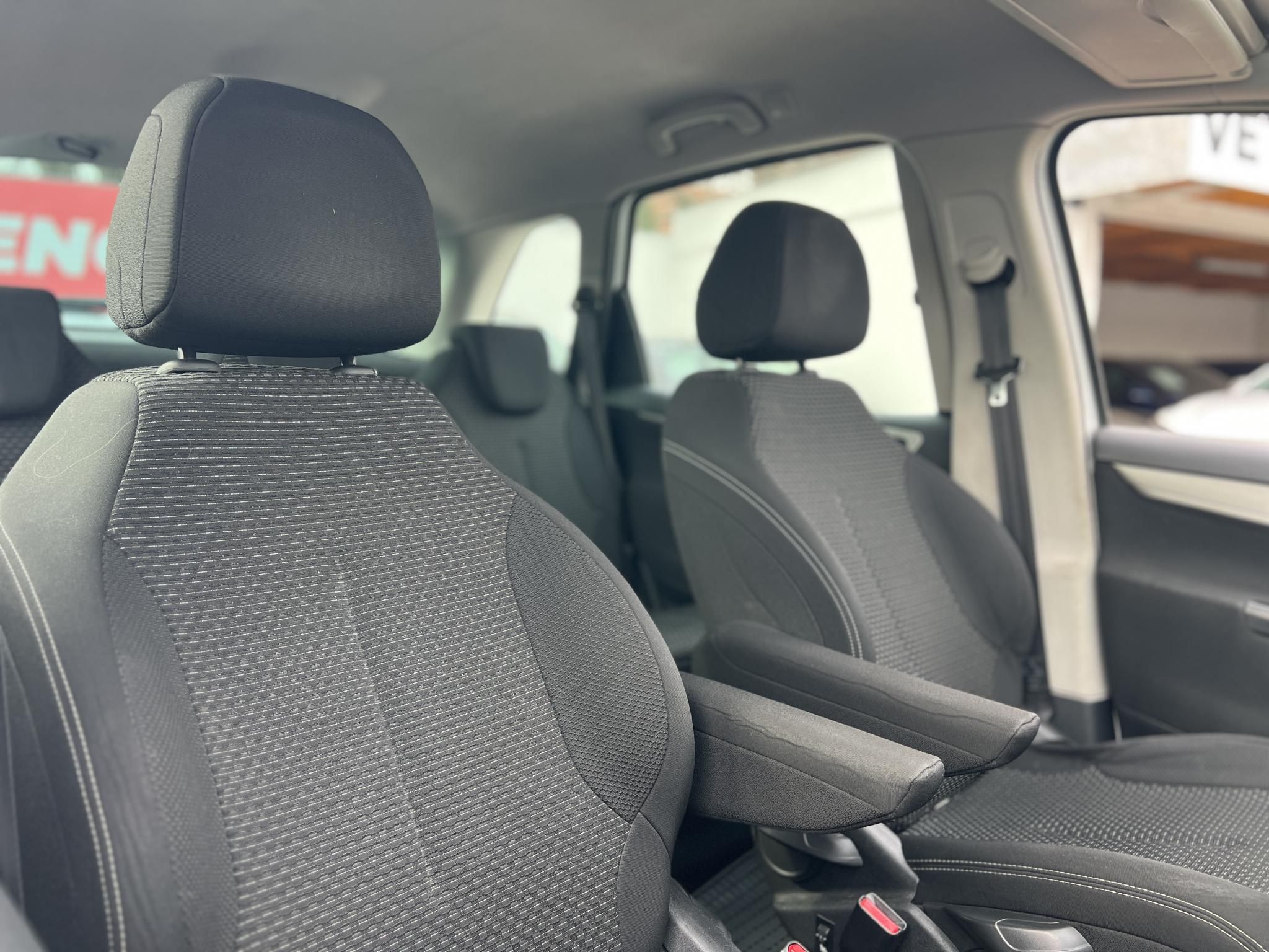 CITROEN C4 PICASSO Grand1.6 HDi Dynamique FAP (5 személyes ) Bluetooth. ülésfűtés. többzónás klíma