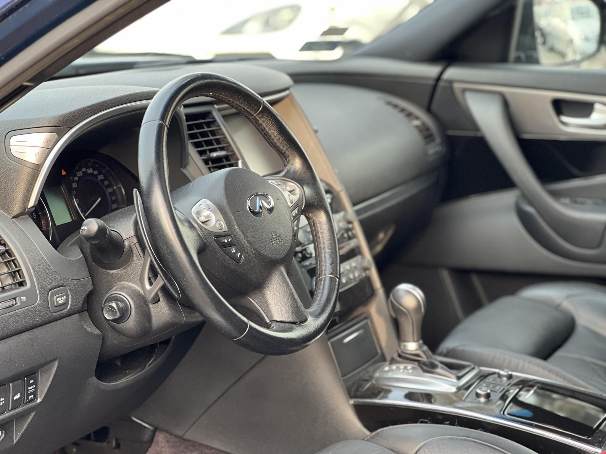 INFINITI QX70 QX70S 3.7 V6 Premium (Automata) EU6 105e km. Tempomat 360 kamera BOSE Téli-nyári garnitúra!