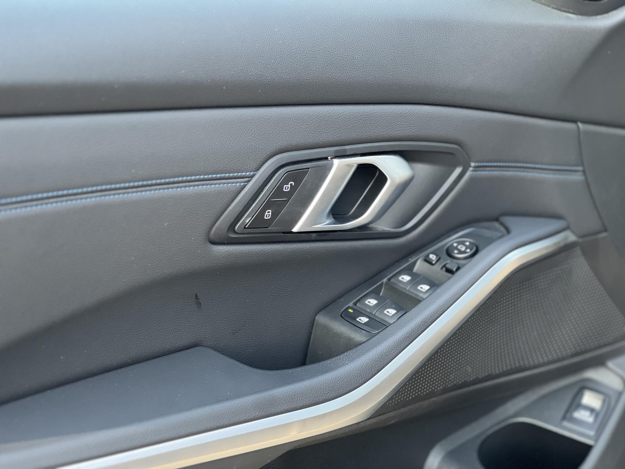 BMW 330i xDrive (Automata) M-SPORT. Facelift