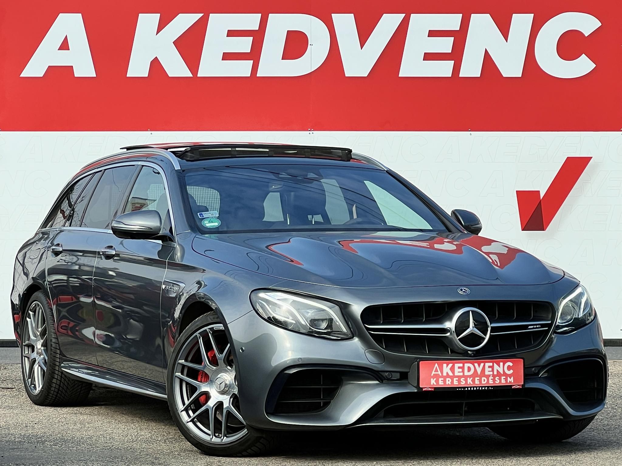 MERCEDES-AMG E 63 S T 4MATIC+ 9G-TRONIC 612LE. Panorámatető. burmester. üléshűtés. digitális műszerfal. CARPLAY