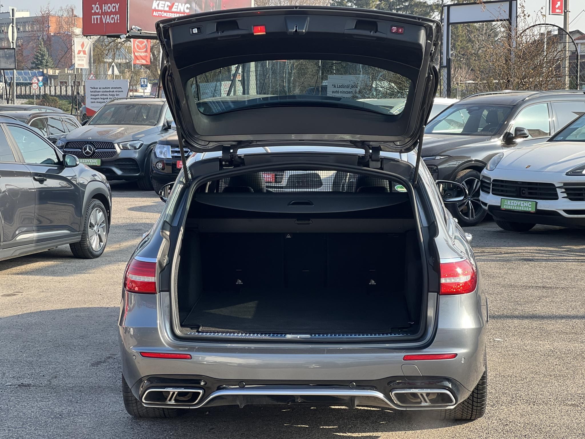 MERCEDES-AMG E 63 S T 4MATIC+ 9G-TRONIC 612LE. Panorámatető. burmester. üléshűtés. digitális műszerfal. CARPLAY