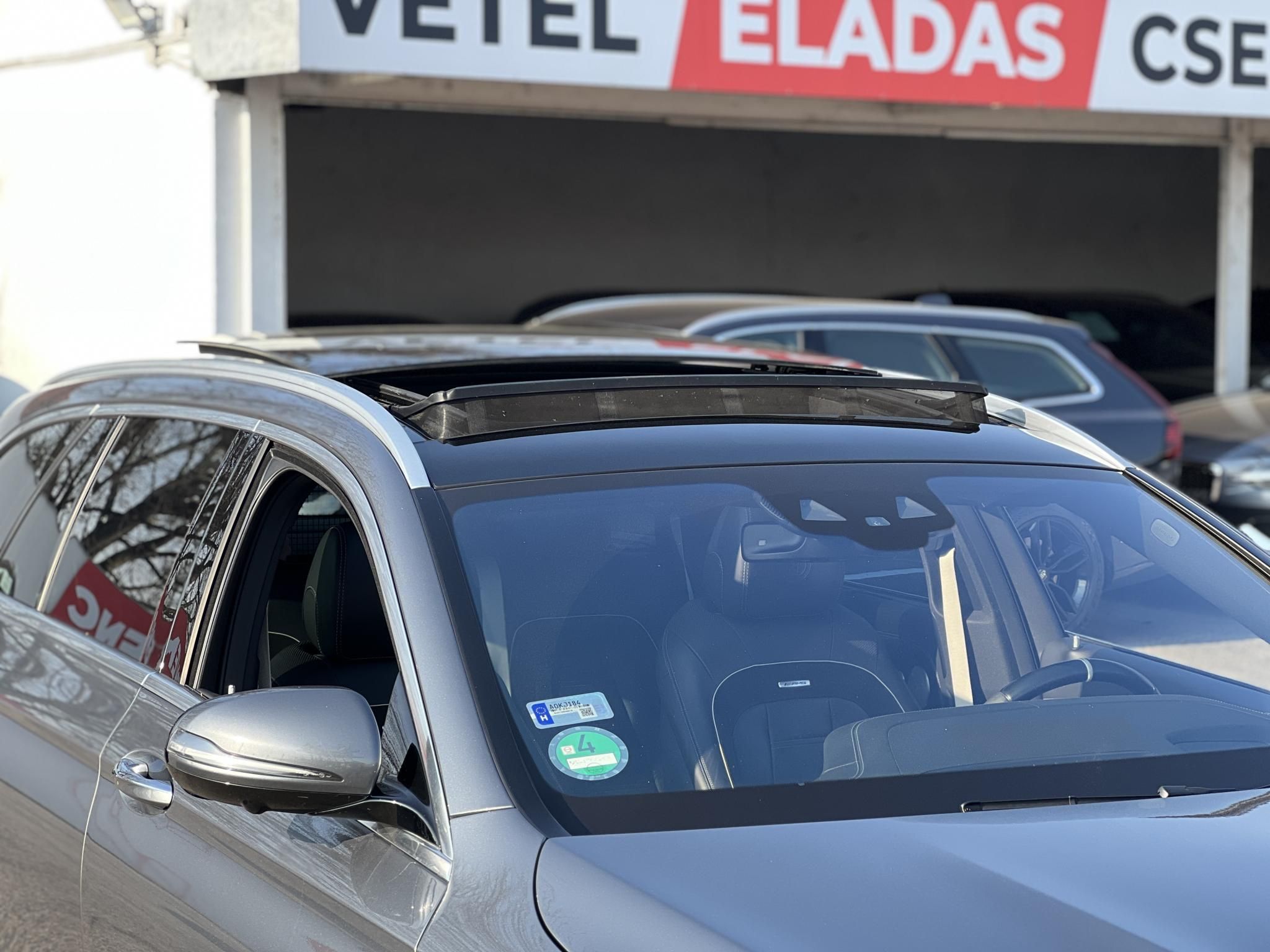 MERCEDES-AMG E 63 S T 4MATIC+ 9G-TRONIC 612LE. Panorámatető. burmester. üléshűtés. digitális műszerfal. CARPLAY