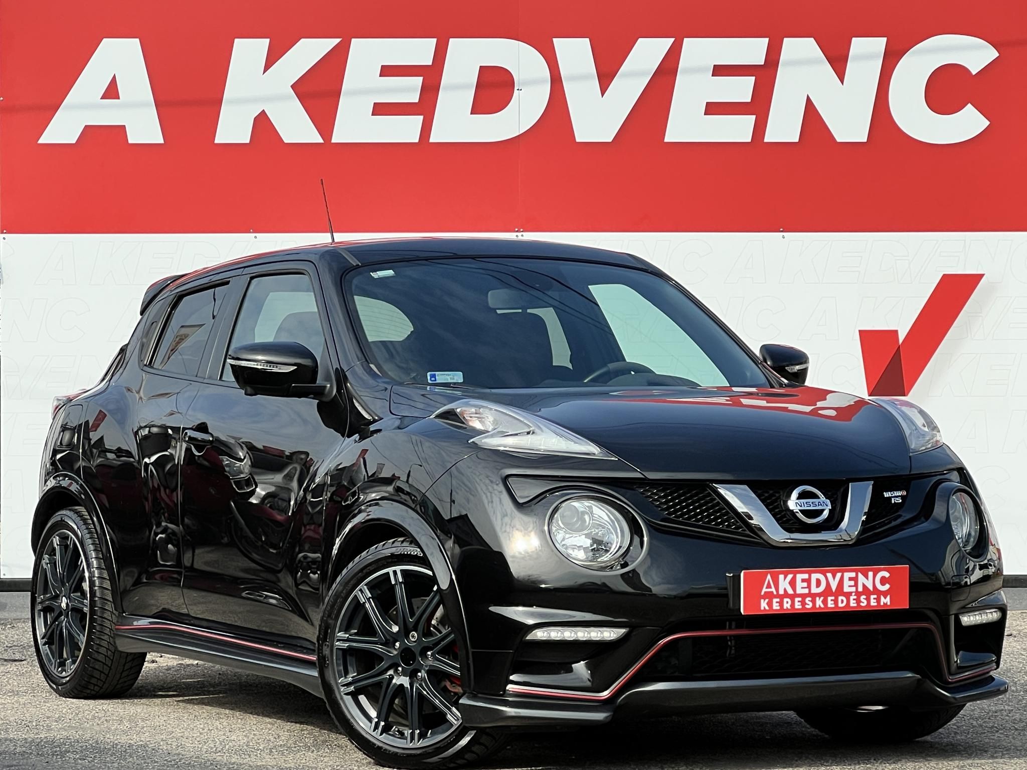 NISSAN JUKE 1.6 DIG-T Nismo RS E6 69e km. Limited edition. Végig vezetett szervizkönyv. Gyári fényezés. 360 kamera