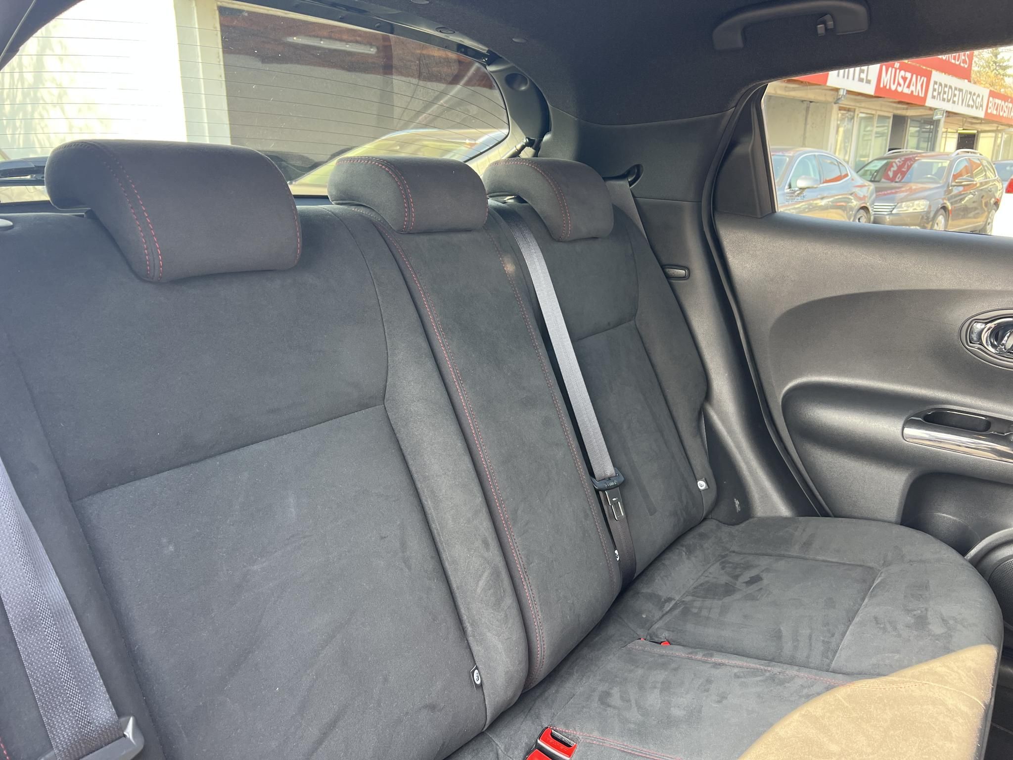 NISSAN JUKE 1.6 DIG-T Nismo RS E6 69e km. Limited edition. Végig vezetett szervizkönyv. Gyári fényezés. 360 kamera