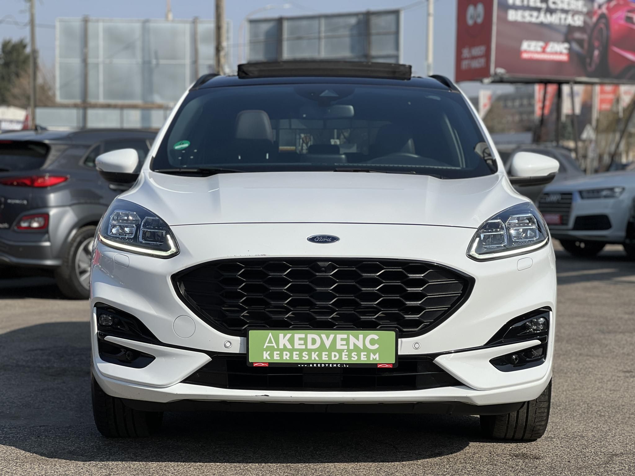 FORD KUGA 2.5 PHEV ST-Line CVT ST-line. panoráma tető