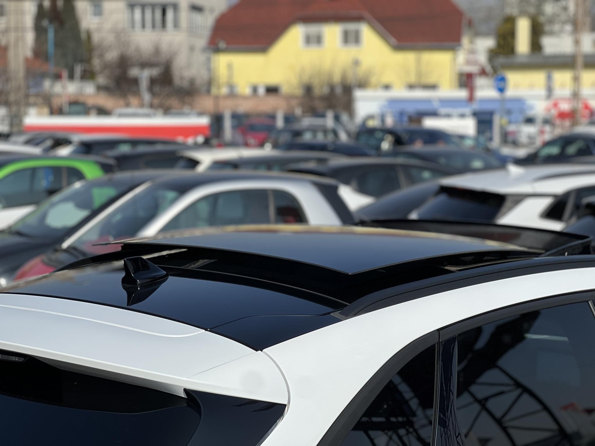 FORD KUGA 2.5 PHEV ST-Line CVT ST-line. panoráma tető