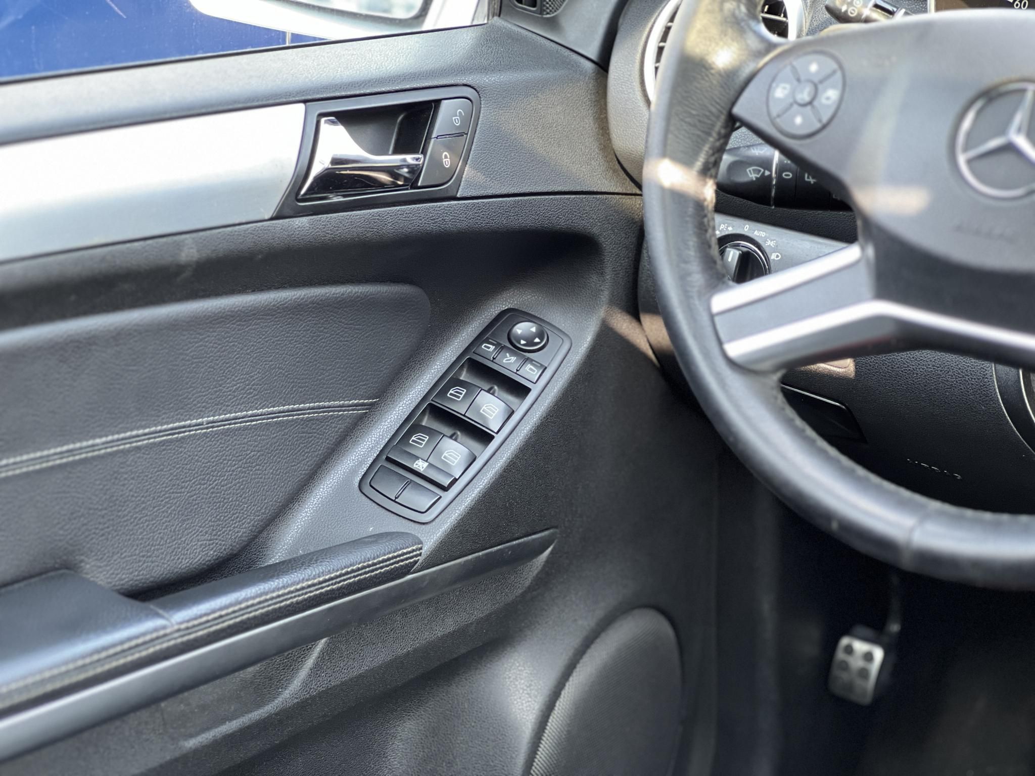 MERCEDES-BENZ ML 420 CDI (Automata) 4MATIC 3.5T vonóhorog. harman/kardon. webasto. légrúgó!