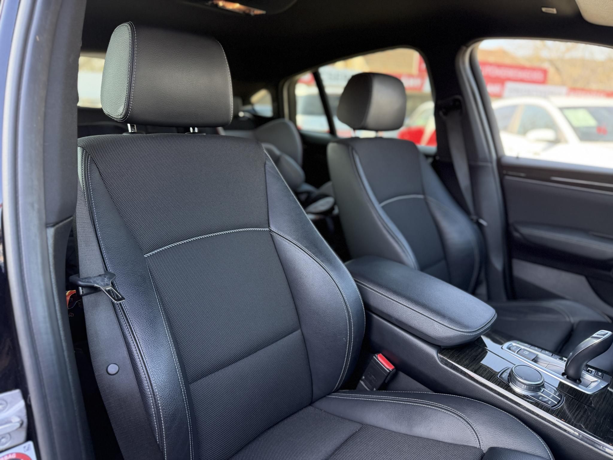 BMW X4 xDrive20d M Sport (Automata) 133e km. M.o.-i. magasan felszerelt. téli-nyári kerék. teljes szerviztörténet!