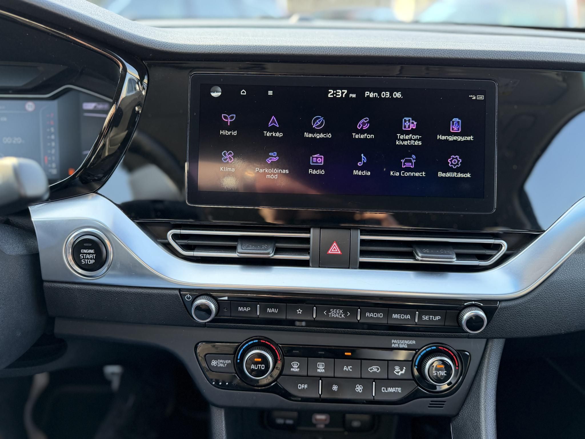 KIA NIRO HEV 1.6 GDI Platinum DCT Teljes felszereltség. kitűnő állapot!