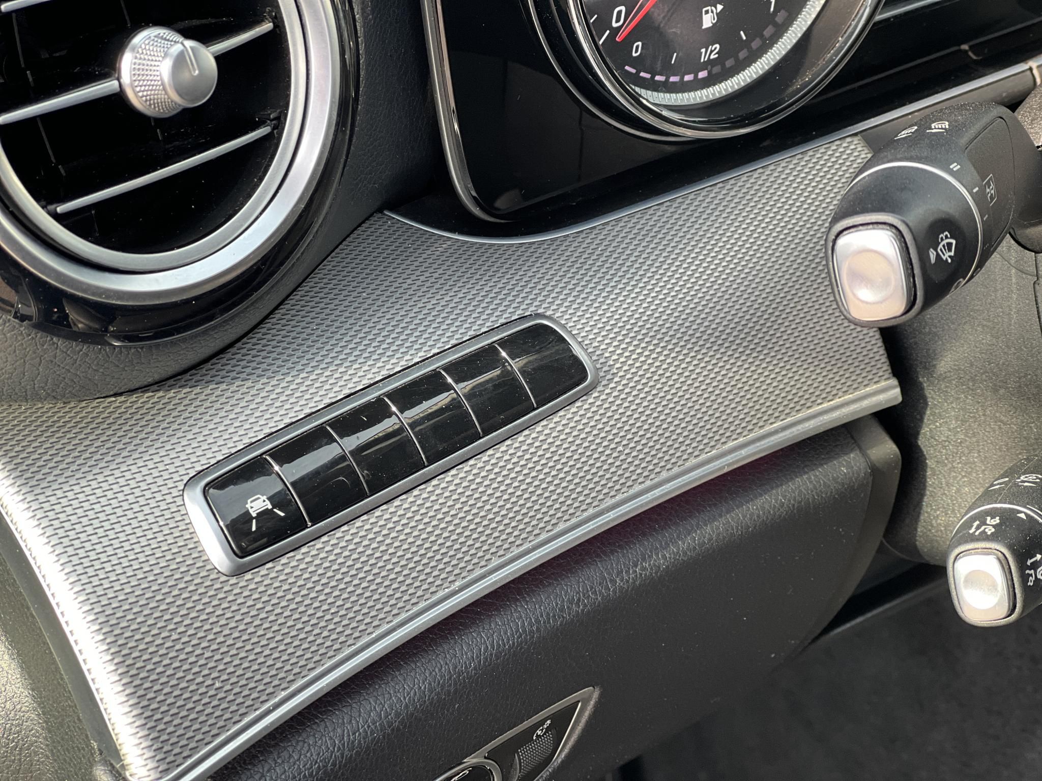 MERCEDES-BENZ E 350 e 9G-TRONIC 150e km. Bőr belső. kamera. frissen szervizelt