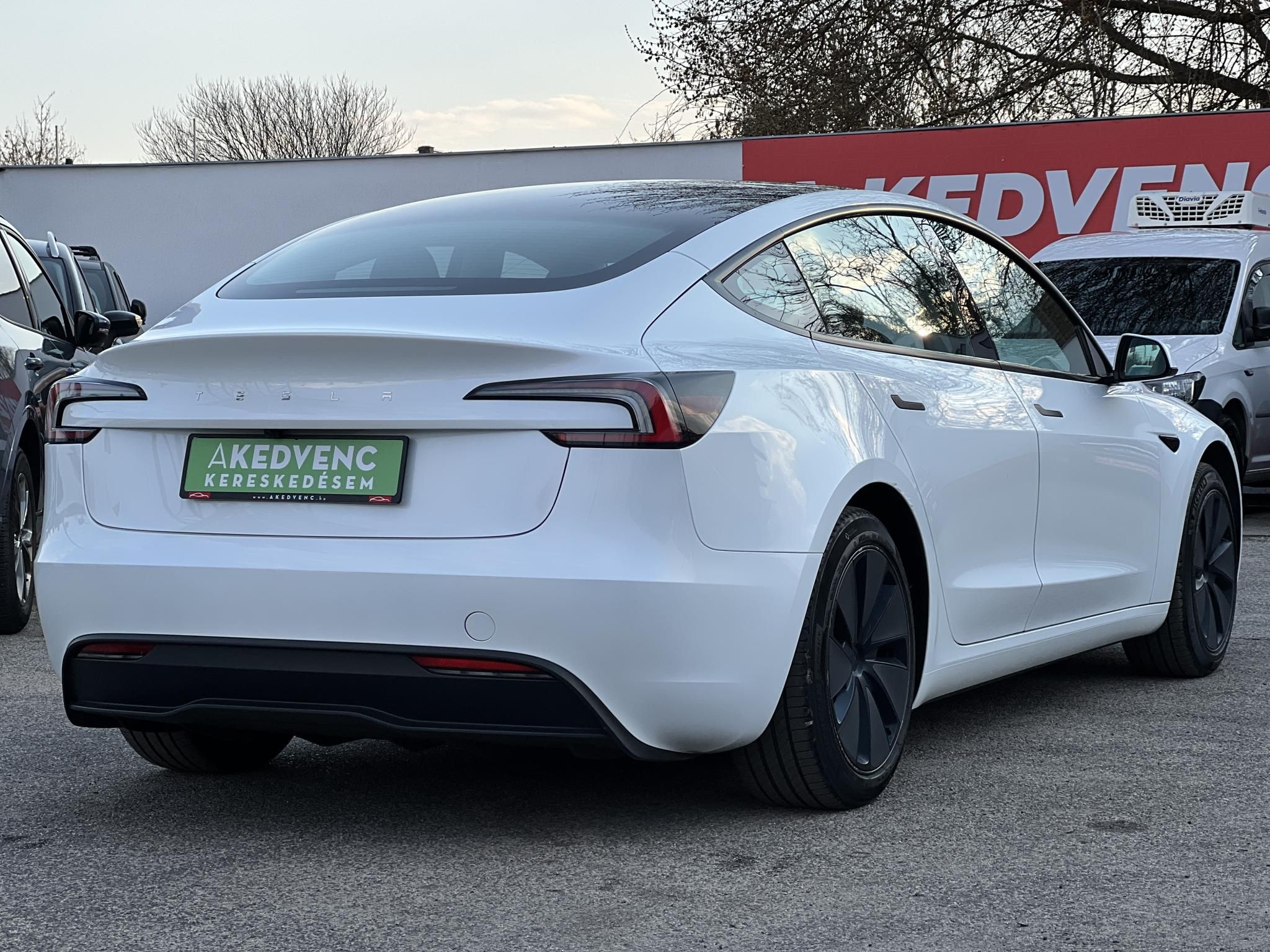 TESLA MODEL 3 RWD Premium (Automata)