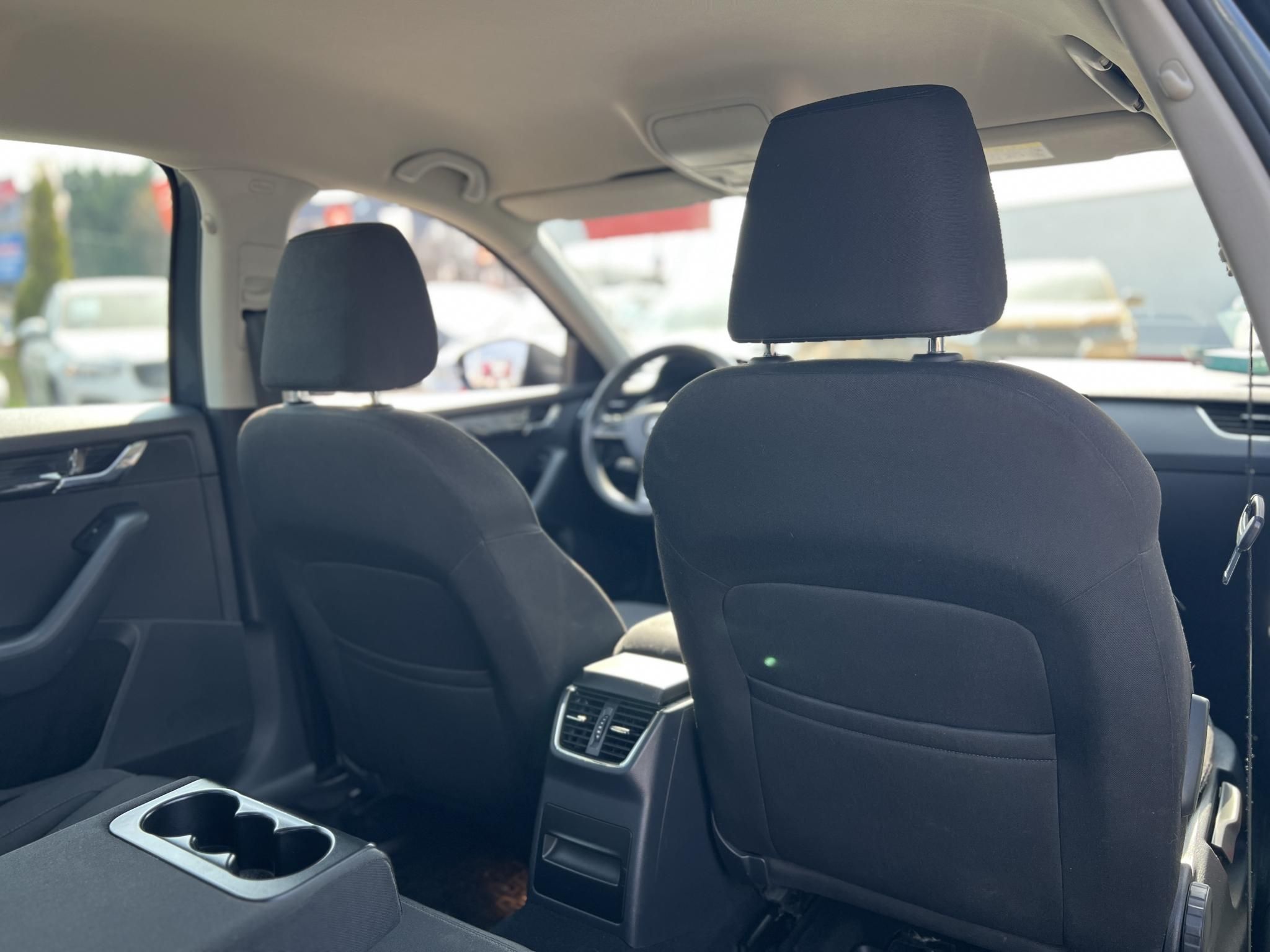 SKODA OCTAVIA 1.4 TSI Style DSG M.o.-i. sérülésmentes. CARPLAY!