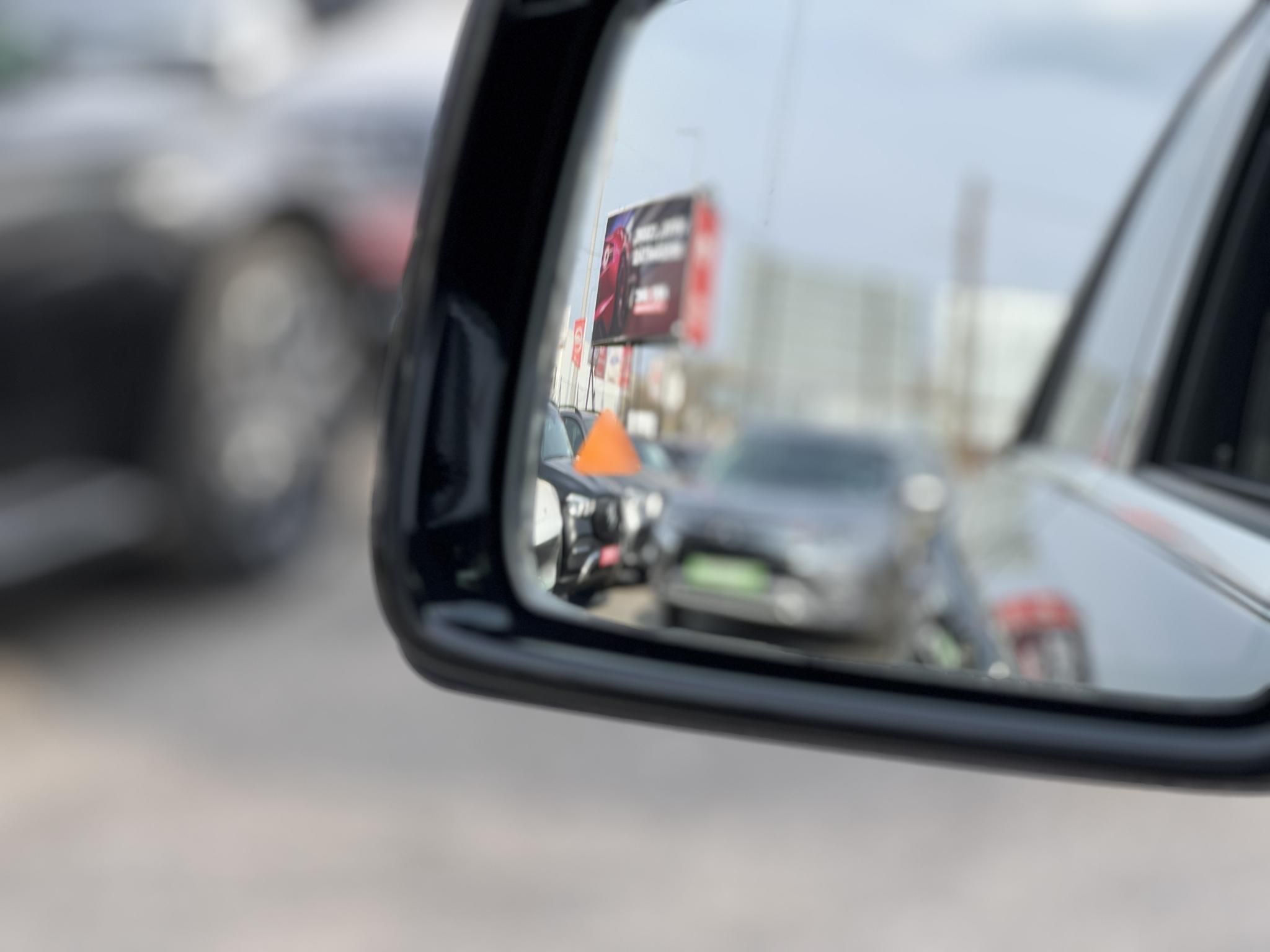 MERCEDES-BENZ GLE 500 e 4Matic (Automata) 135e km. M.o.-i. magas felszereltség. memória. üléshűtés. 360kamera. HUD!