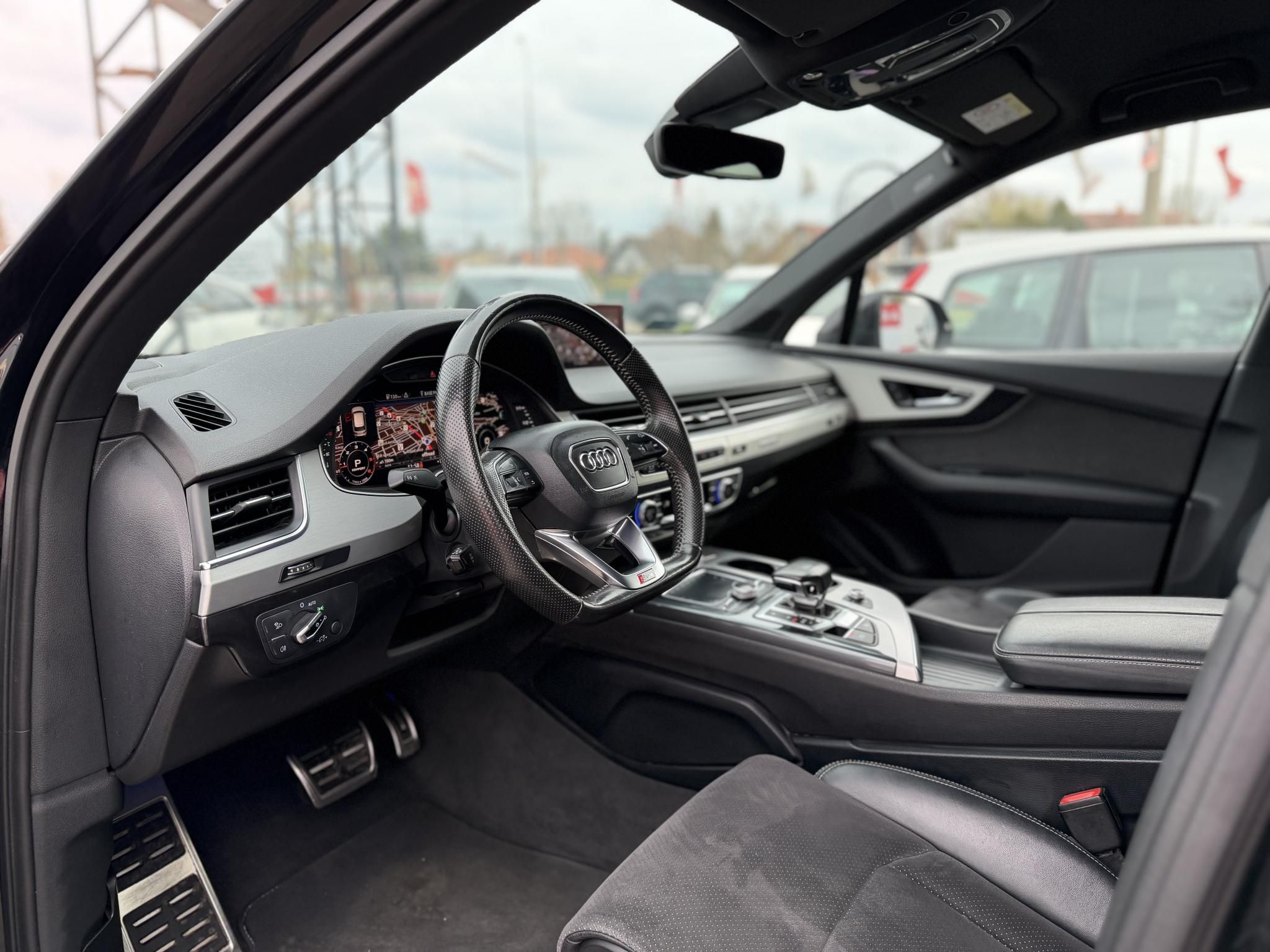 AUDI Q7 3.0 V6 TDI quattro Tiptronic ic [7 személy] S-line M.o.-i. BOSE. virtual cockpit. kamera. keyless. holttér