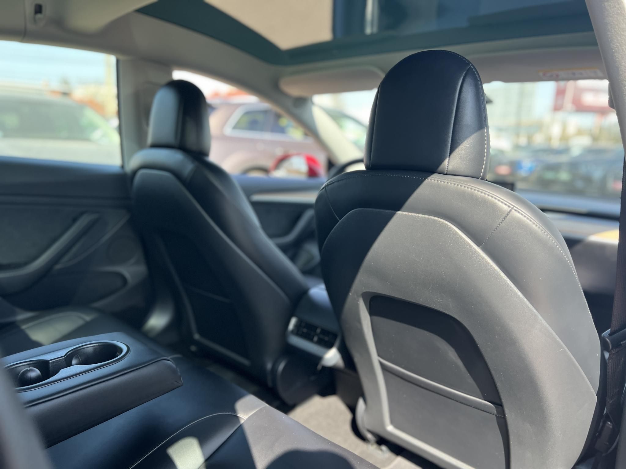 TESLA MODEL 3 Long Range AWD (Automata) 54e km. mátrix LED. hőszivattyú. premium hifi. gyönyörű állapot!