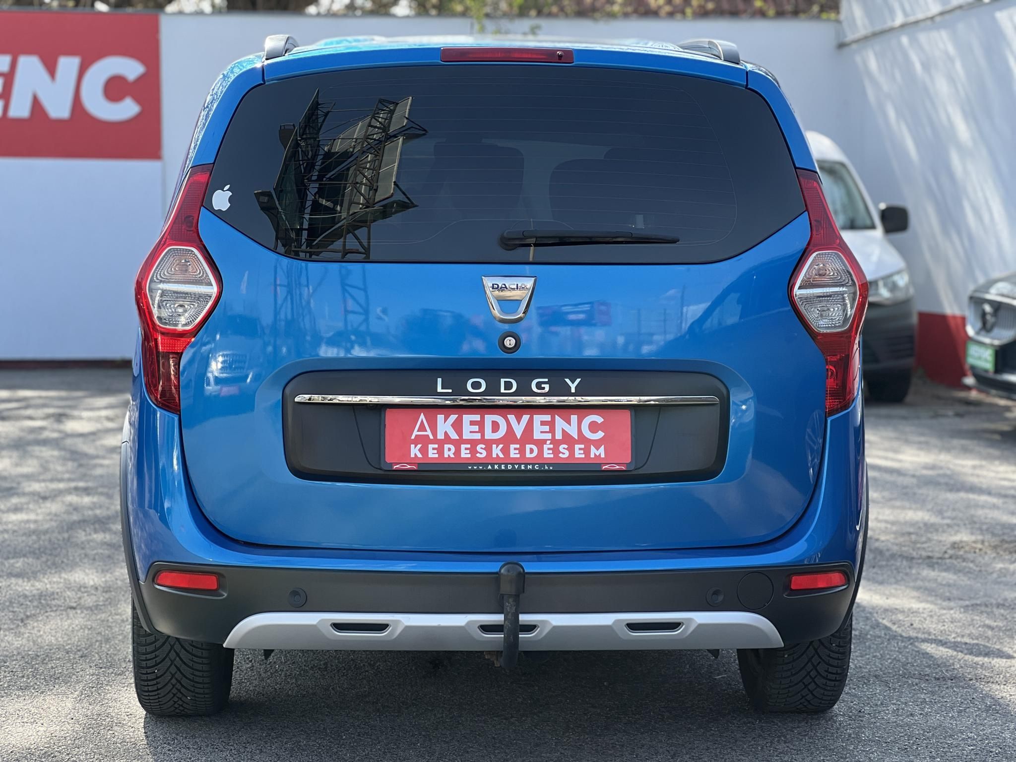 DACIA LODGY 1.5 Blue dCi Stepway (7 személyes ) 50e km. M.o.-i. 1.tul. CarPlay. Kitünő állapot!