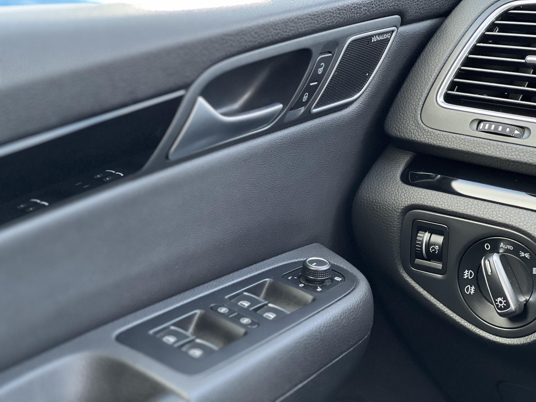 VOLKSWAGEN SHARAN 2.0 TDI BMT SCR Highline DSG [7 személy] Dynaudio. ülésmemória. Carplay. pano. vonóhorog. kamera. stb