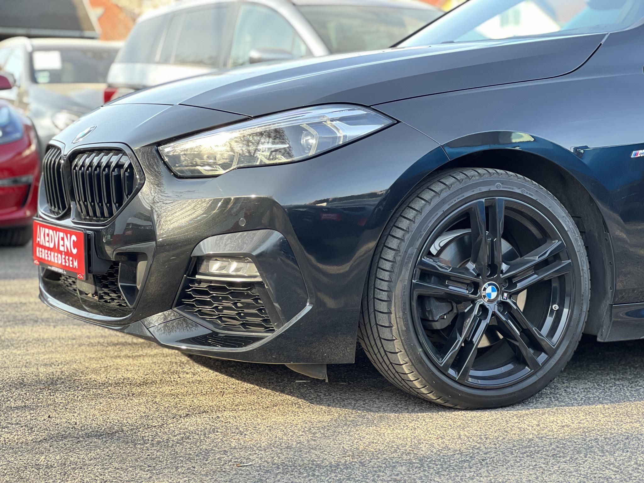 BMW 218d M Sport (Automata) 98e km. CARPLAY. LED. tempomat. ülésfűtés. keyless. megkímélt állapot!
