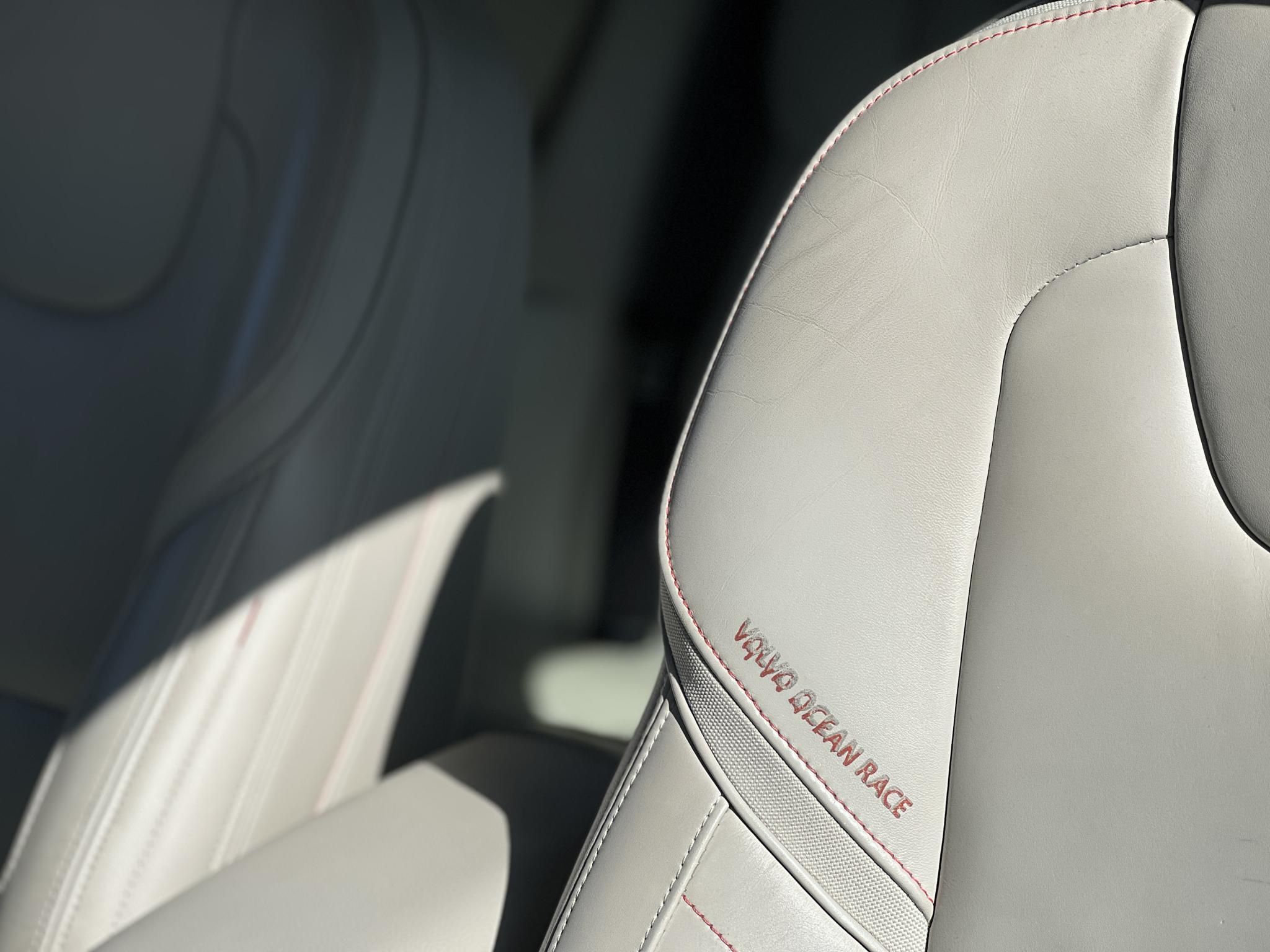 VOLVO V40 1.6 T3 Ocean Race