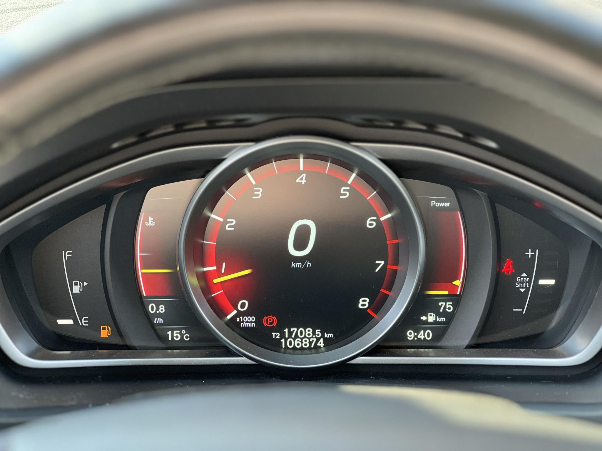 VOLVO V40 1.6 T3 Ocean Race