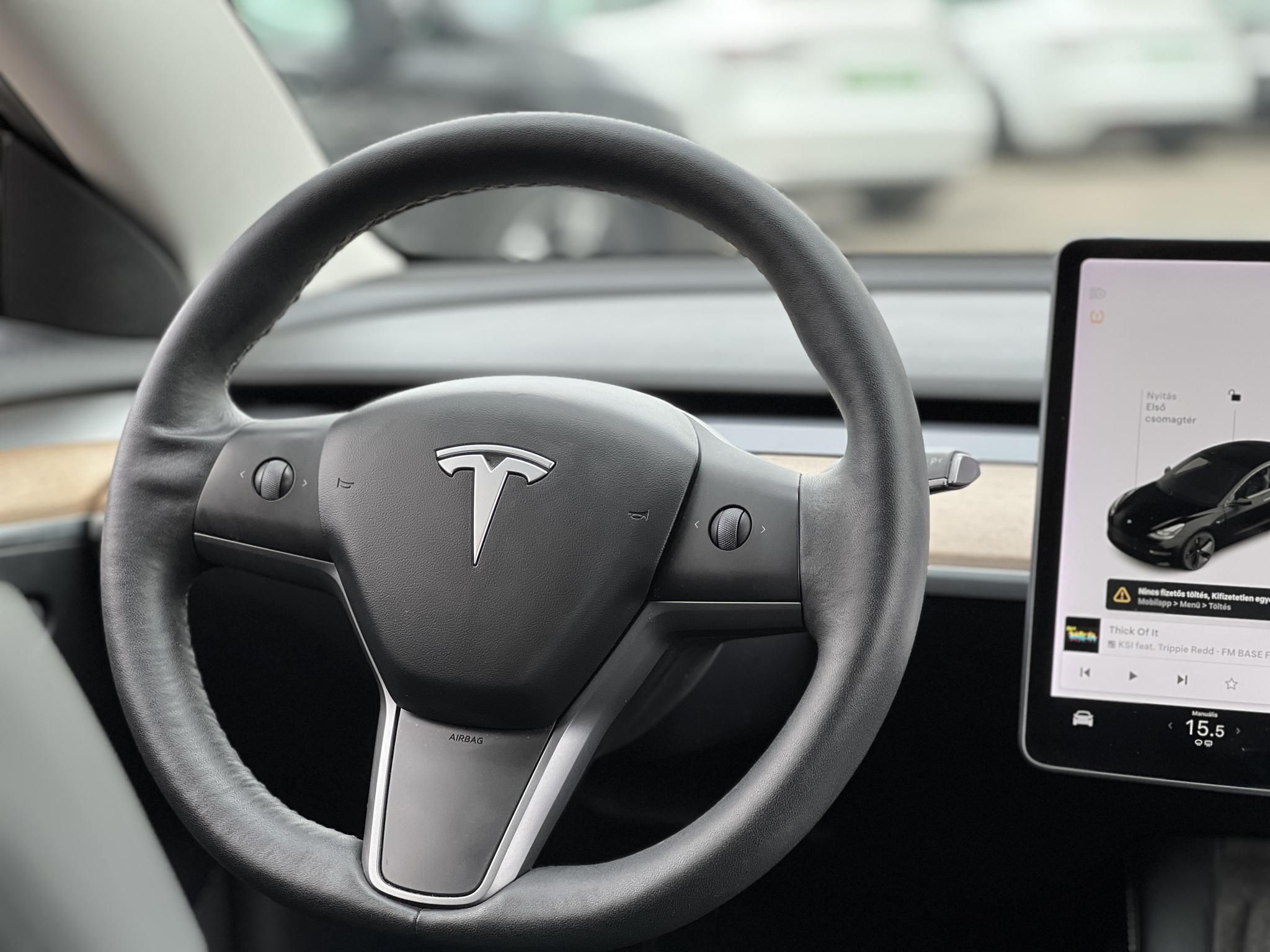 TESLA MODEL 3 Long Range AWD (Automata) 63e km. mátrix LED. hőszivattyú. garanciális. kitűnő állapot!