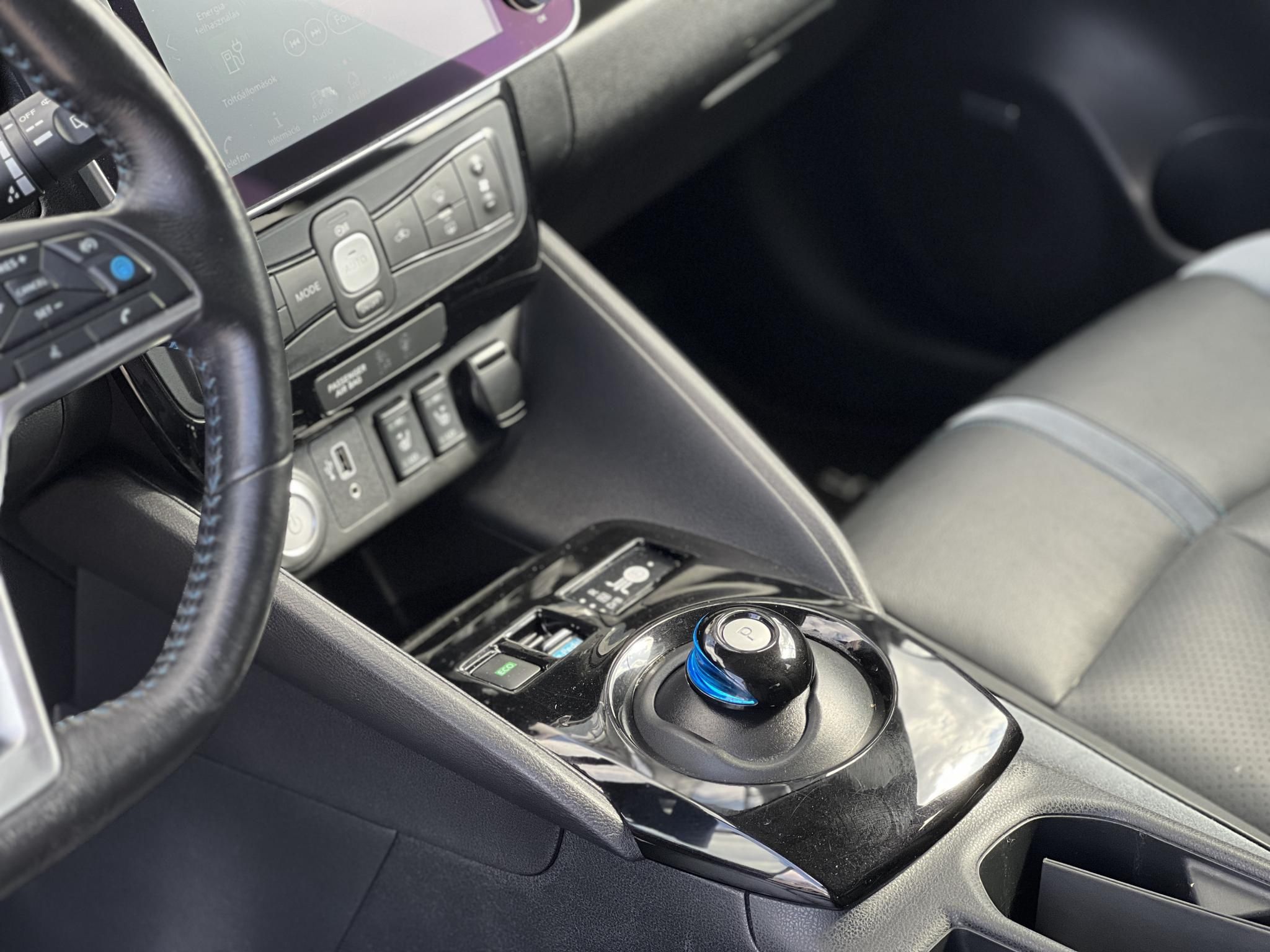 NISSAN LEAF Tekna e+ 62kWh (Automata) 94% AKKU Végig márka szervizelt Pro Pilot 360 kamera