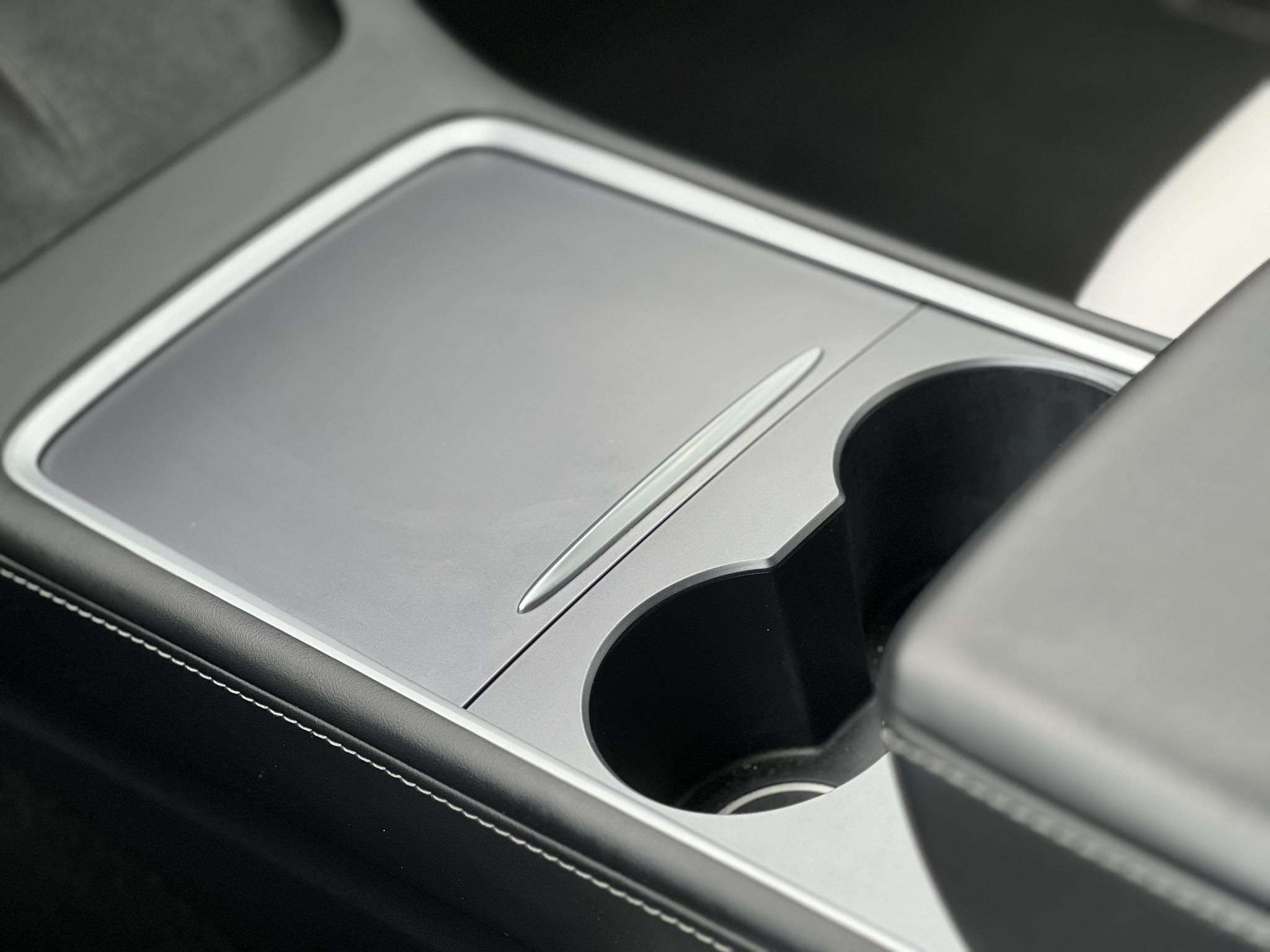 TESLA MODEL 3 Performance AWD (Automata) 103e km. FEHÉR BELSŐ. mátrix LED. hőszivattyú. garanciális!