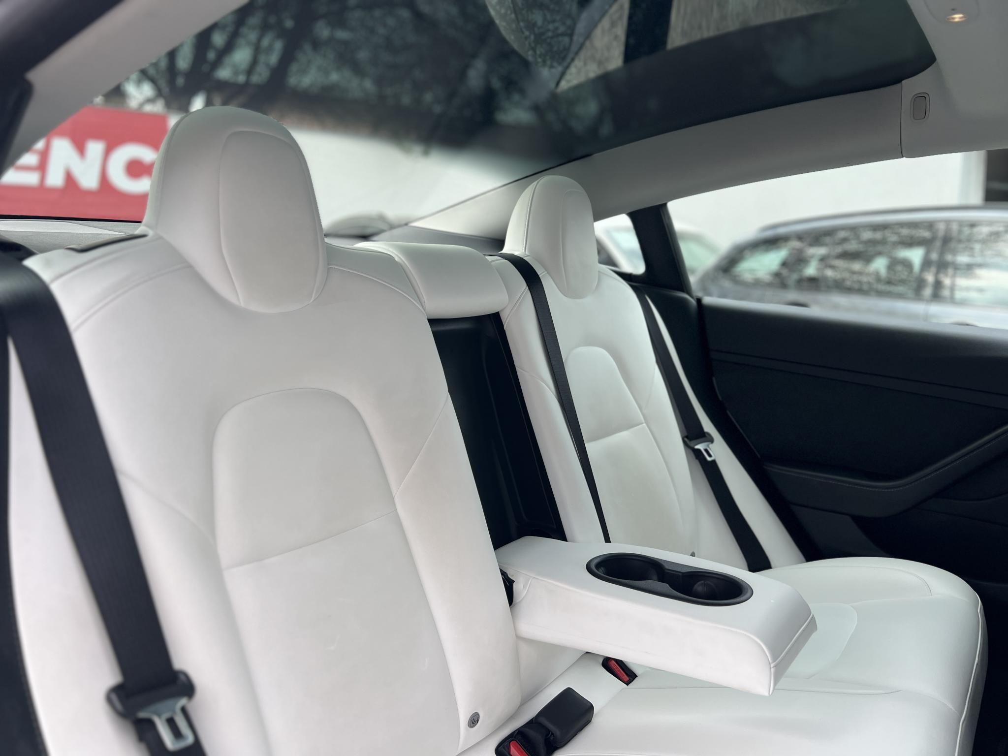 TESLA MODEL 3 Performance AWD (Automata) 103e km. FEHÉR BELSŐ. mátrix LED. hőszivattyú. garanciális!