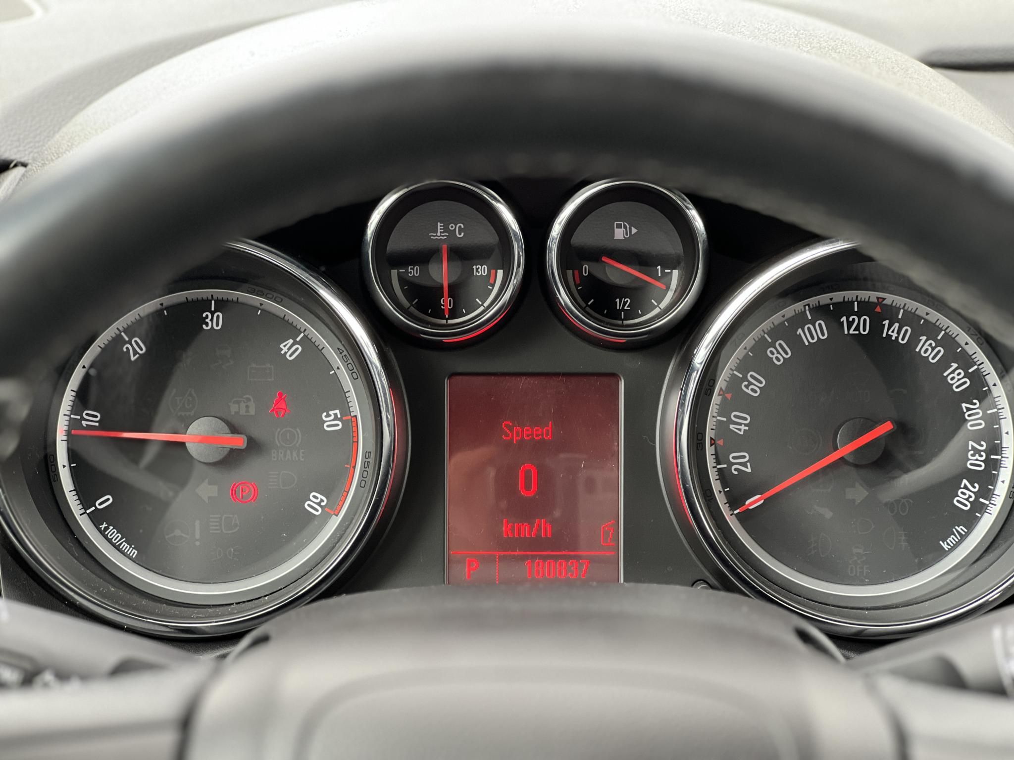 OPEL ASTRA Sports Tourer 2.0 CDTI Sport Tempomat Digitklíma Tolatóradar Multikormány Ülésfűtés