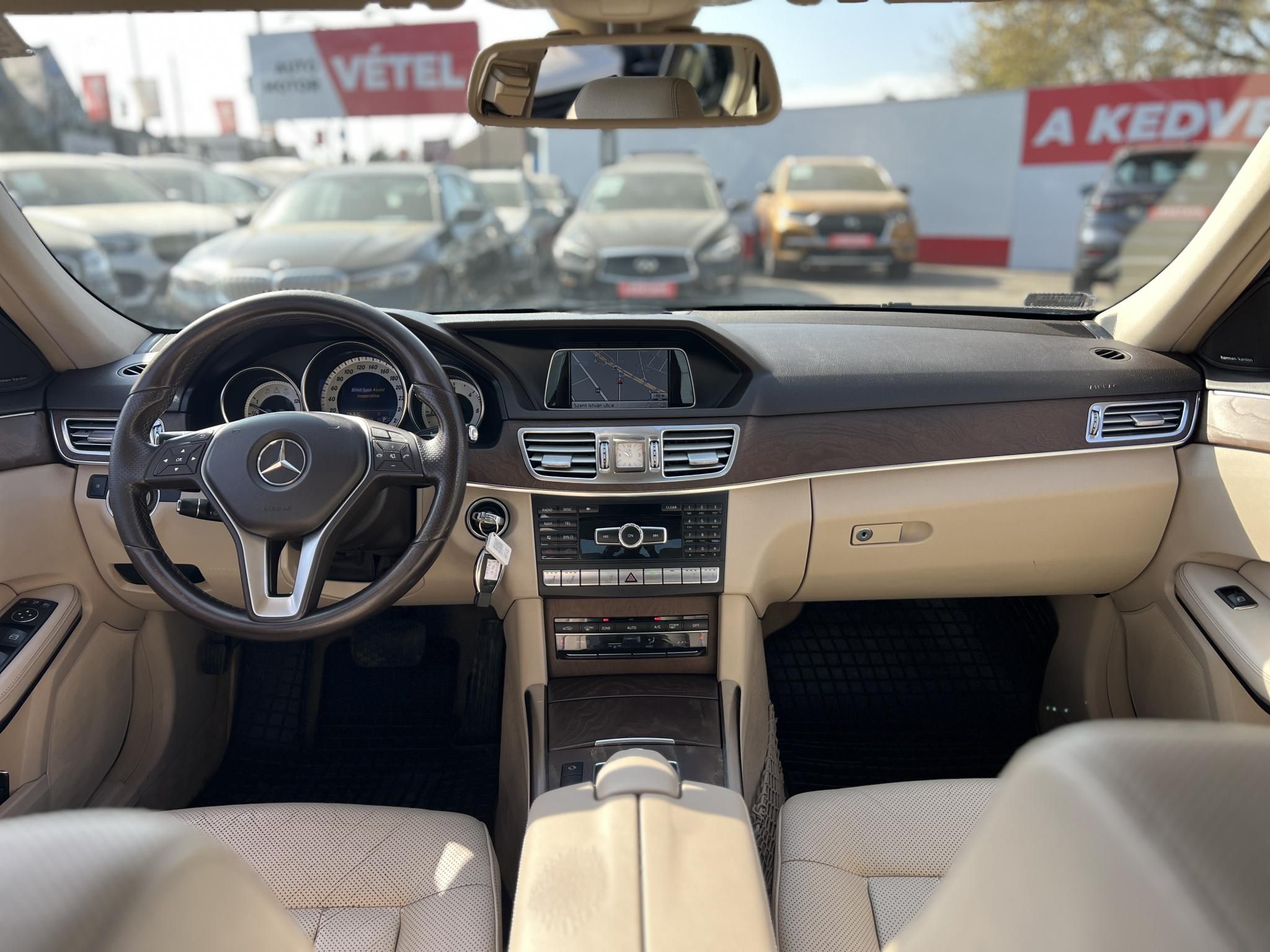 MERCEDES-BENZ E 250 CDI 4Matic Elegance (Automata) Magyarországi. világos belső. harman/kardon. magas felszereltség!