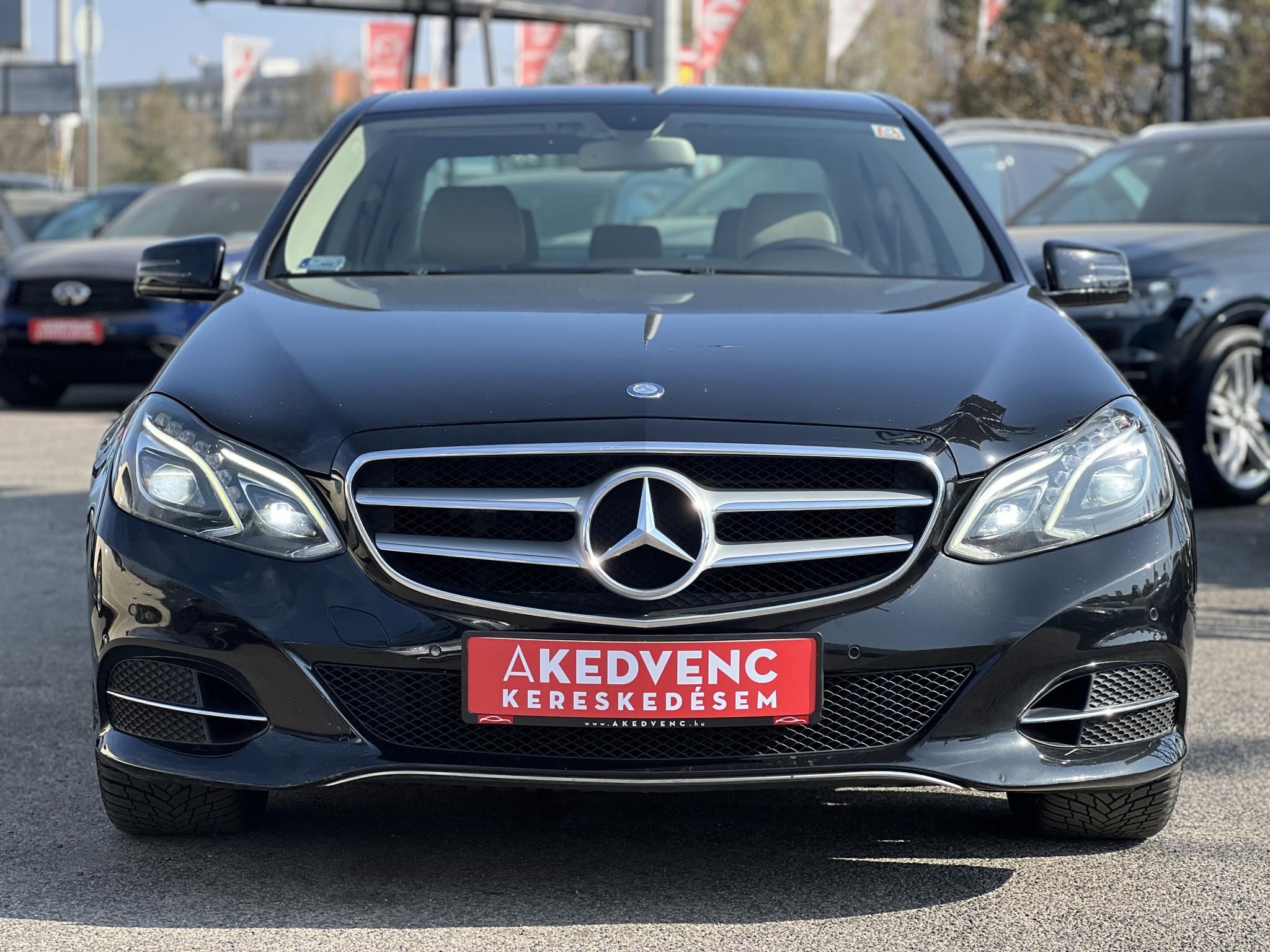 MERCEDES-BENZ E 250 CDI 4Matic Elegance (Automata) Magyarországi. világos belső. harman/kardon. magas felszereltség!