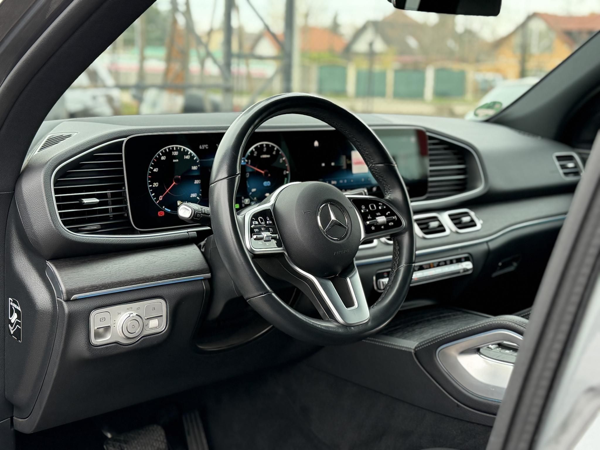 MERCEDES-BENZ GLE 350 de 4Matic 9G-TRONIC Plug-in hybrid AMG csomag. 100 km-es elektromos hatótáv. kitűnő állapot!