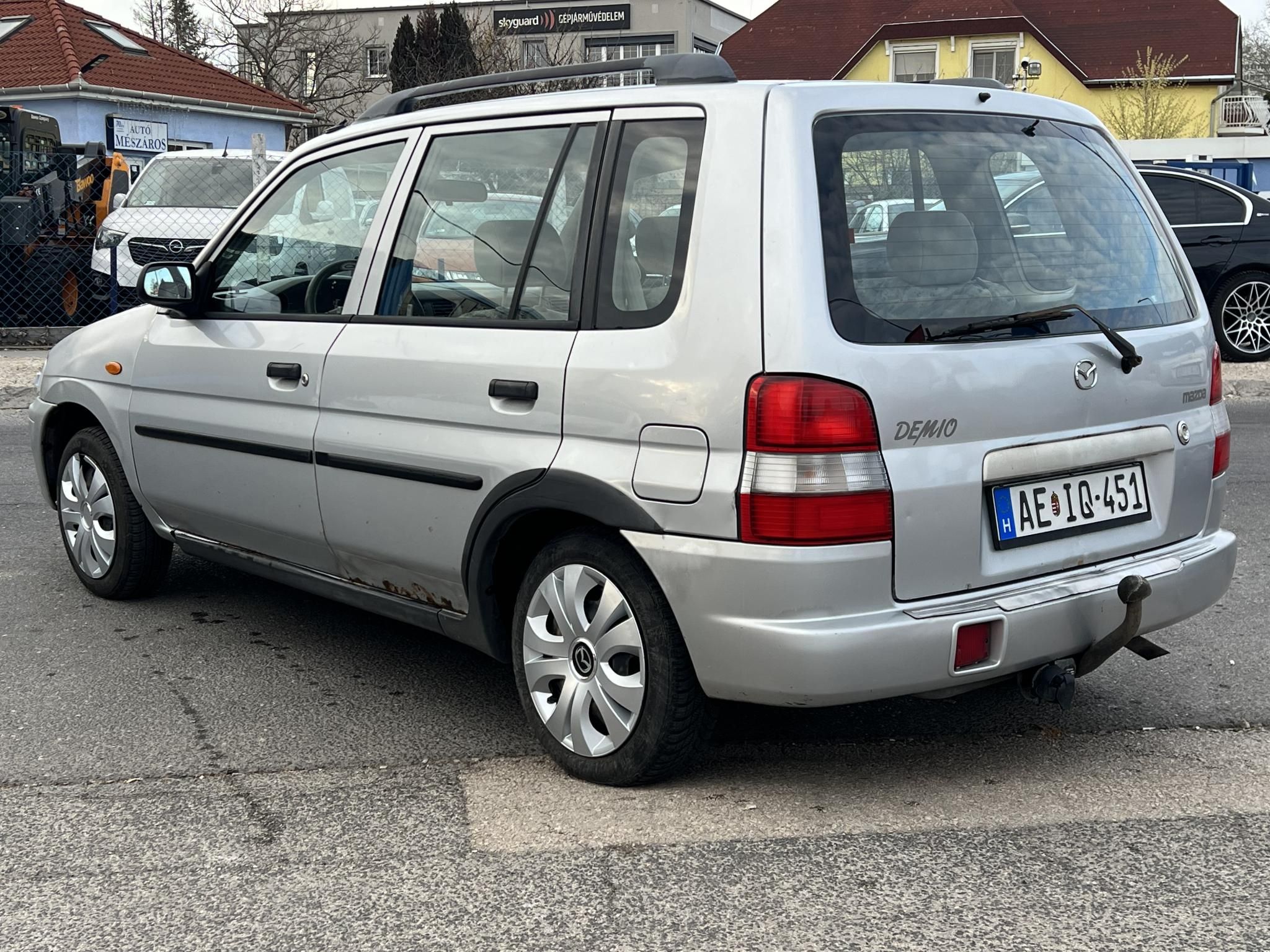 MAZDA DEMIO 1.3i GLX Comfort klíma. szervokormány. elektromos tükrök. 2027.11-ig műszaki