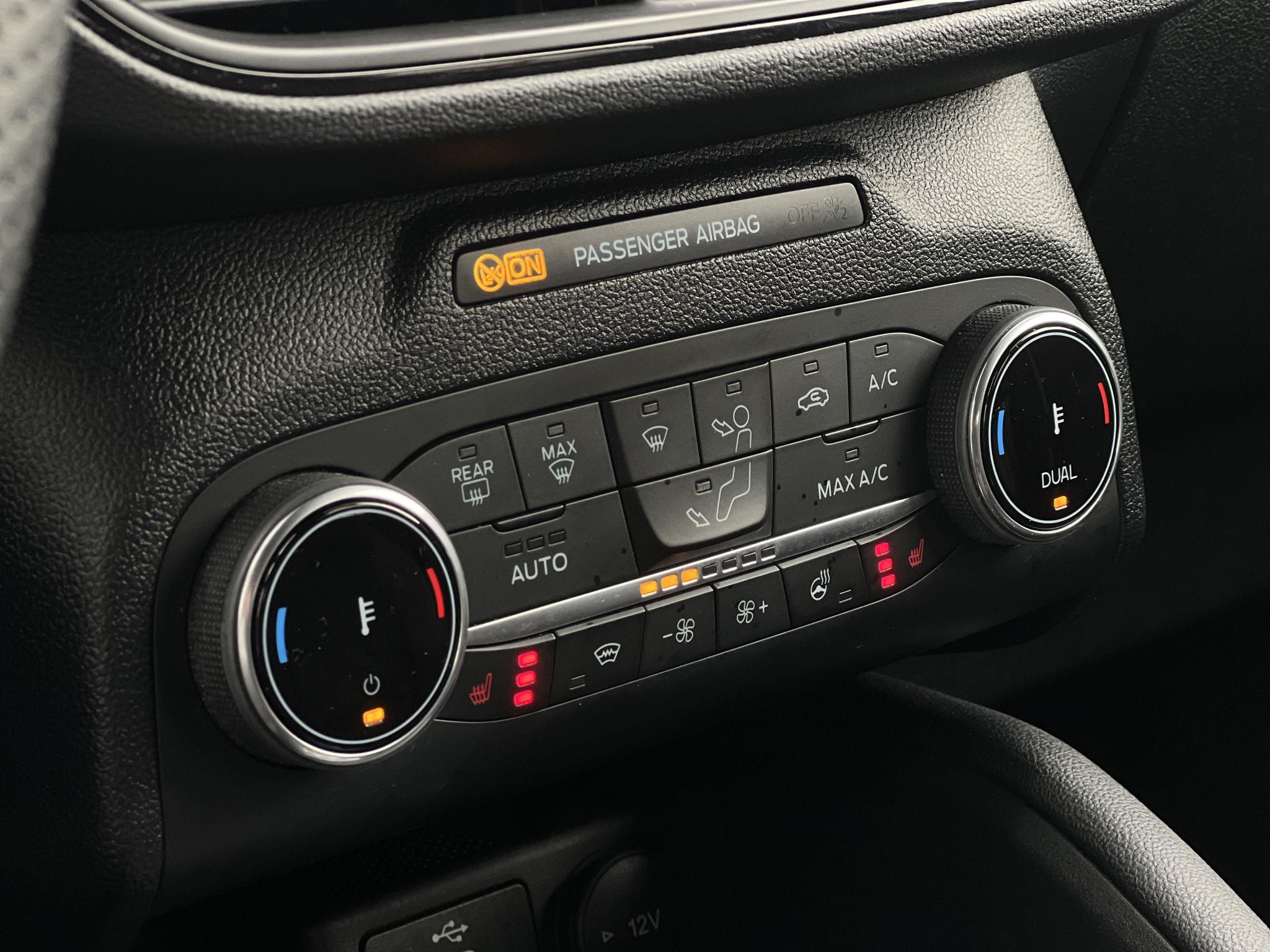 FORD KUGA 2.5 PHEV ST-Line X CVT Bang&Olufsen. Carplay. fűthető kormány- és ülésfűtés