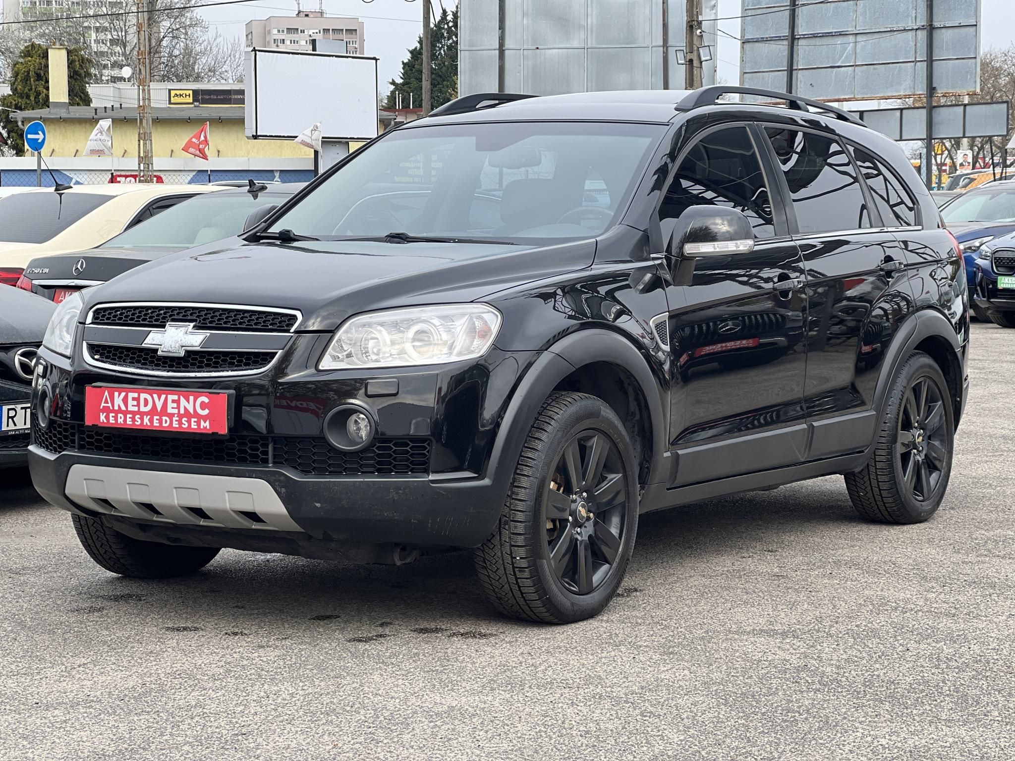 CHEVROLET CAPTIVA 3.2 V6 LT High (Automata) (7 személyes ) Klíma Tempomat Bluetooth Téli/nyári garnitúra!