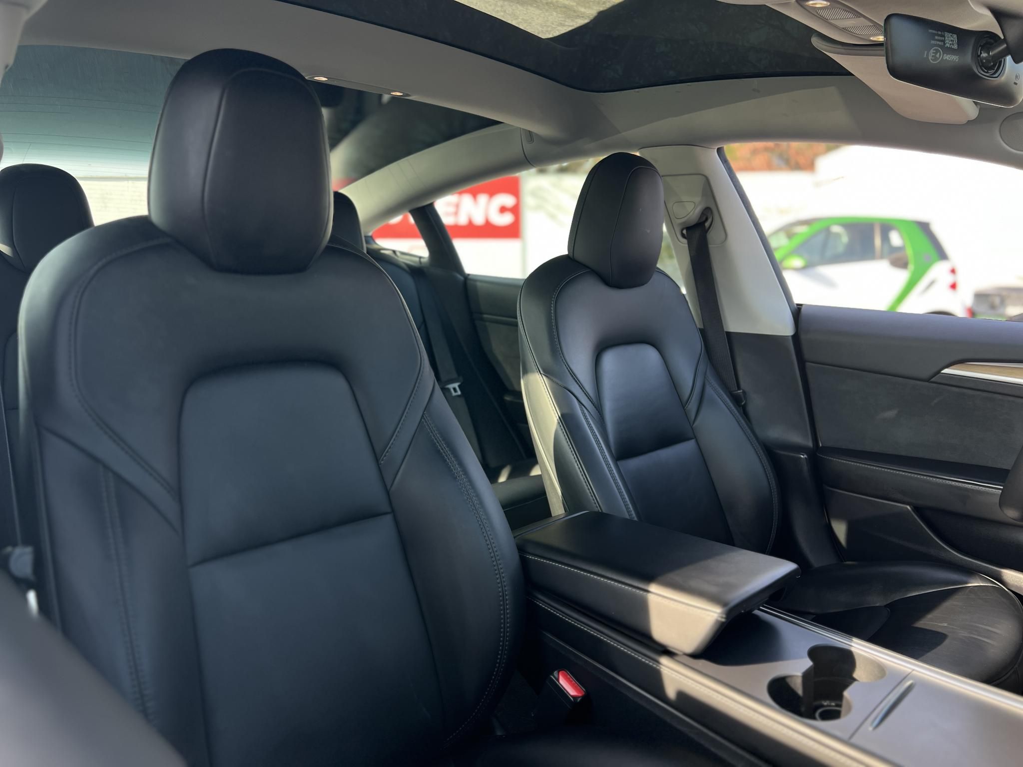 TESLA MODEL 3 Long Range AWD (Automata) Hőszivattyú. 95e km. garanciális!