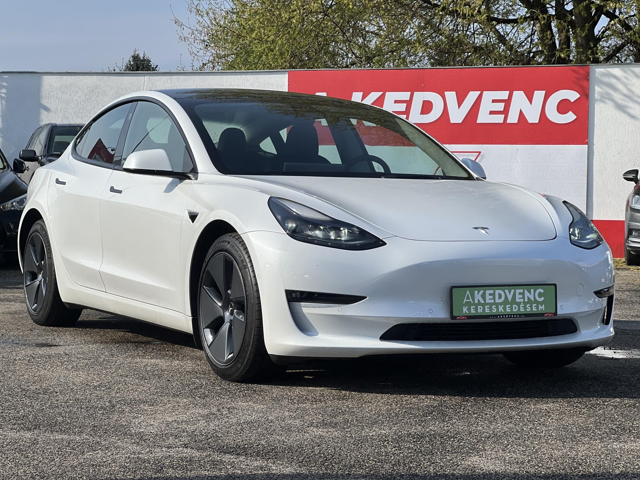 TESLA MODEL 3 Long Range AWD (Automata) Hőszivattyú. 95e km. garanciális!