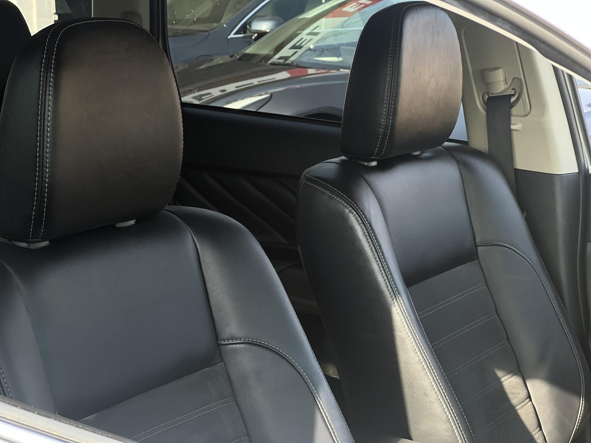 MITSUBISHI OUTLANDER 2.0 PHEV Intense Plus 4WD CVT